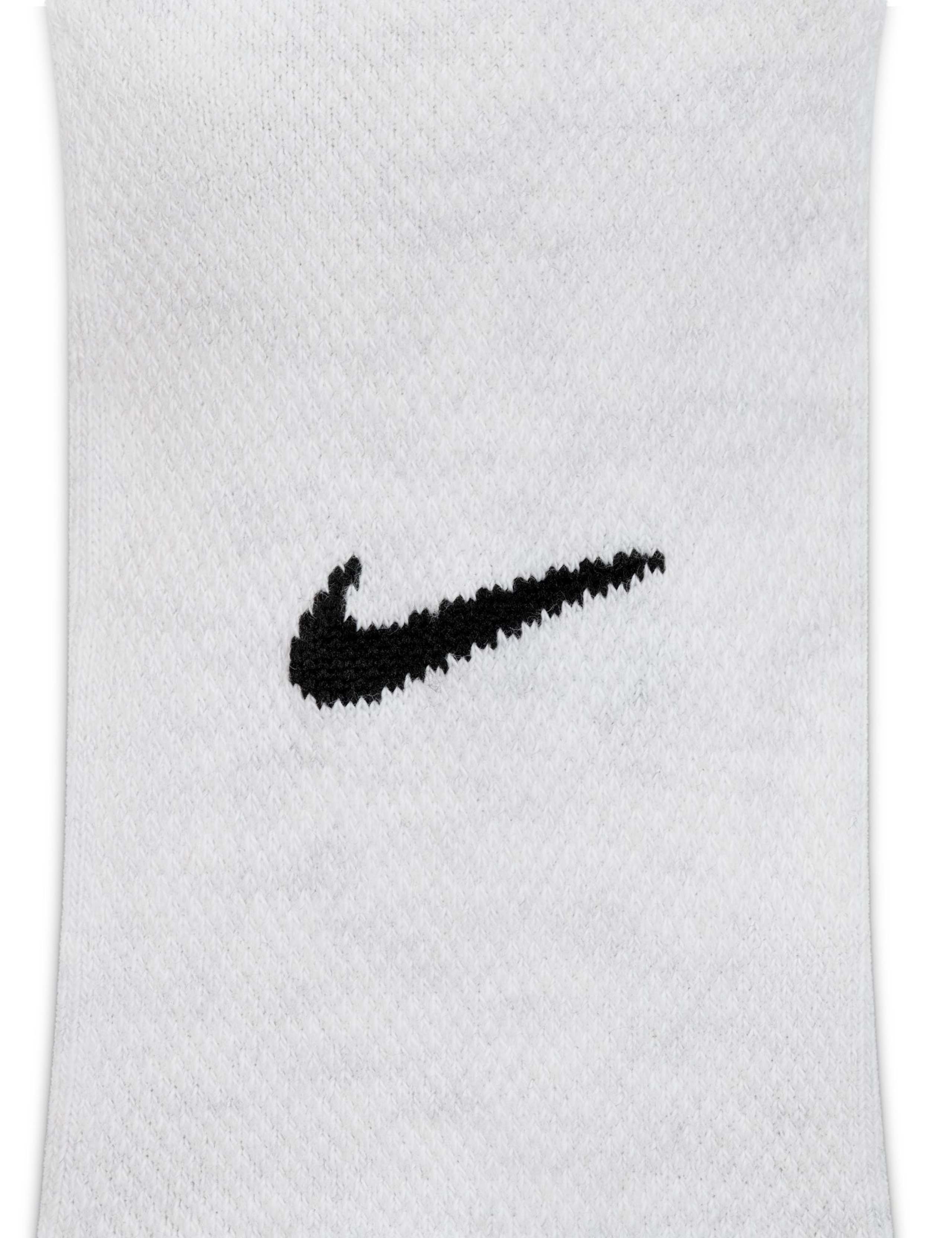 3 Pack Elevated No-Show Trainer Liner Socks 4 of 4