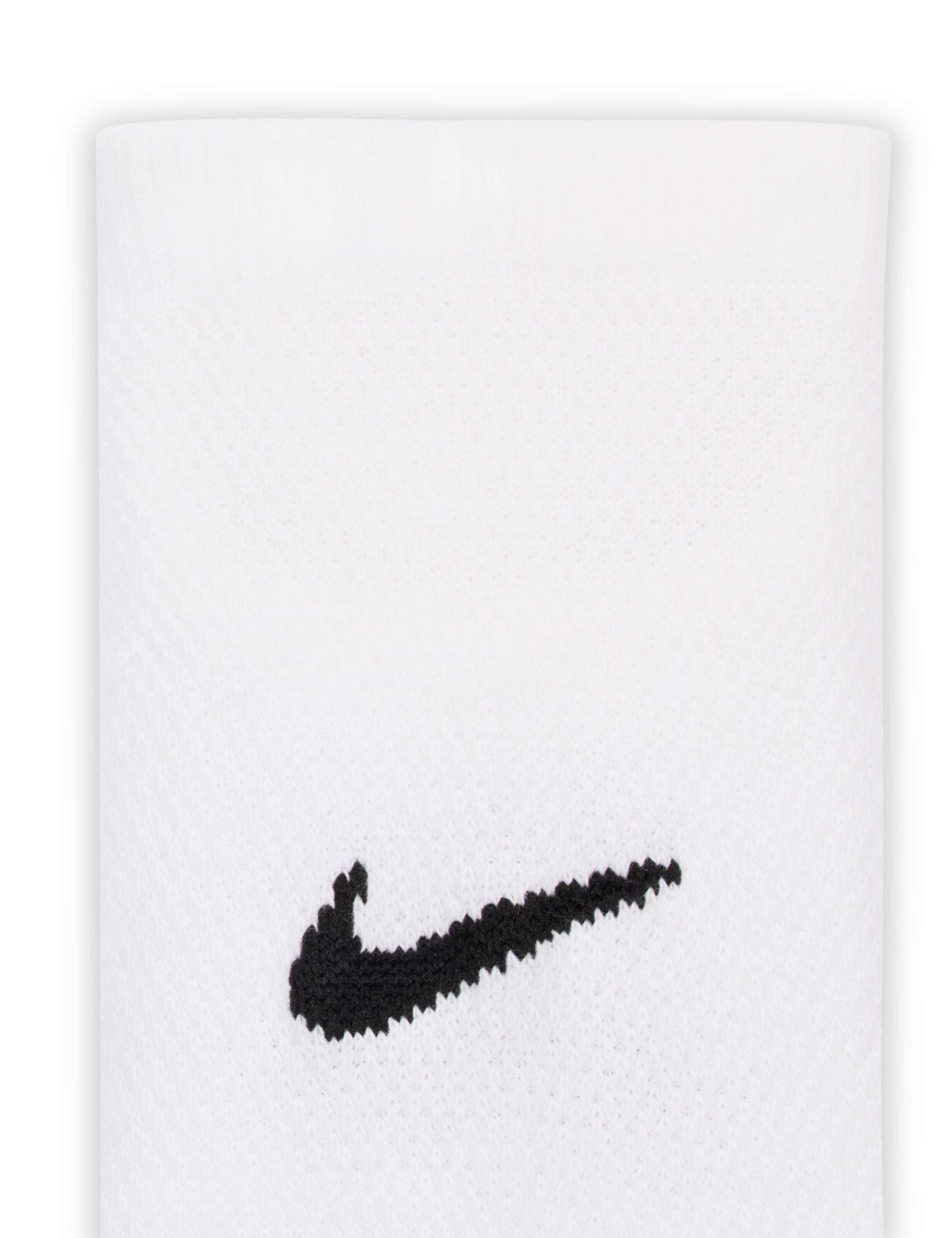 3 Pack Everyday Elevated Trainer Socks 4 of 4