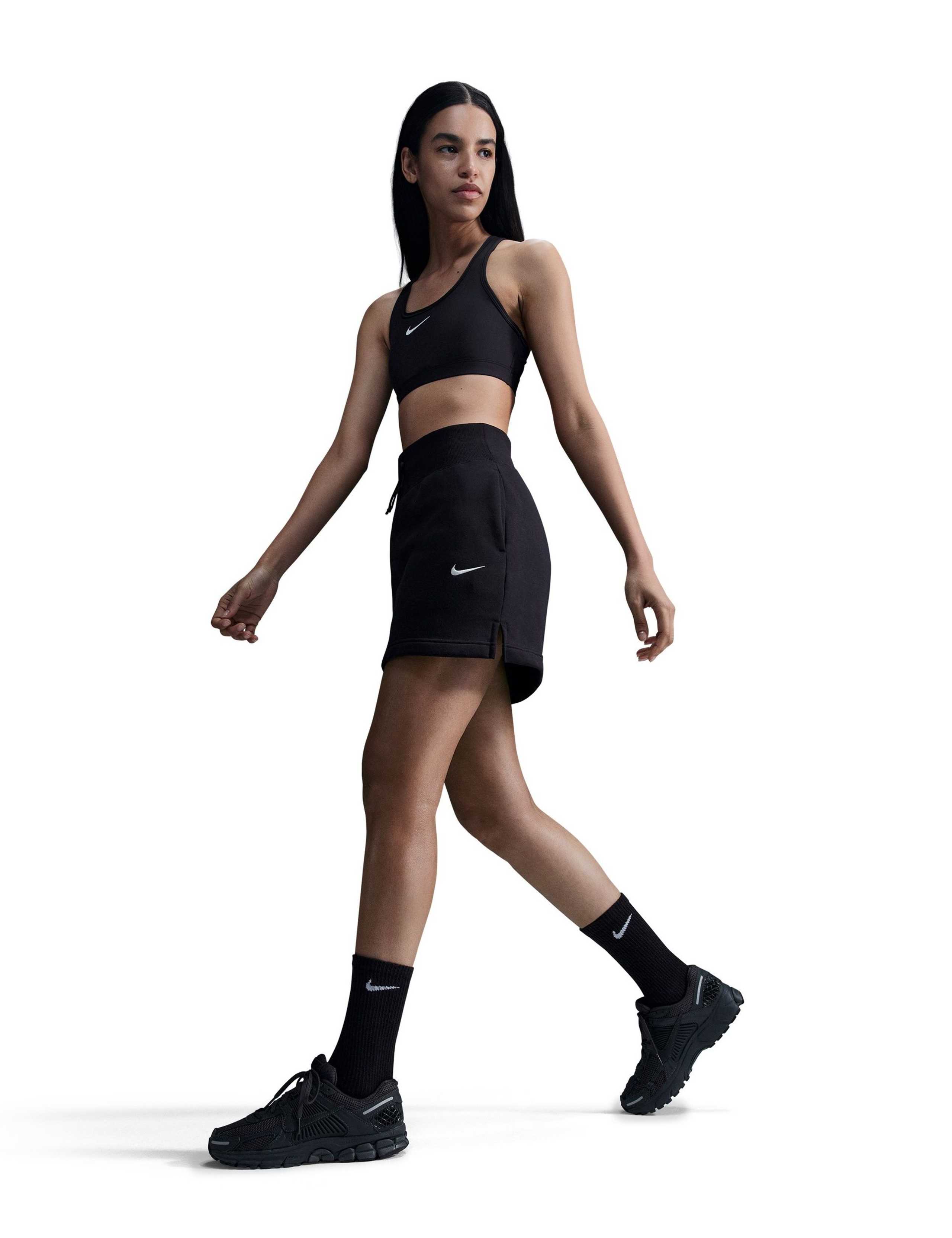 Swoosh Medium Support Sports Bra 4 of 4