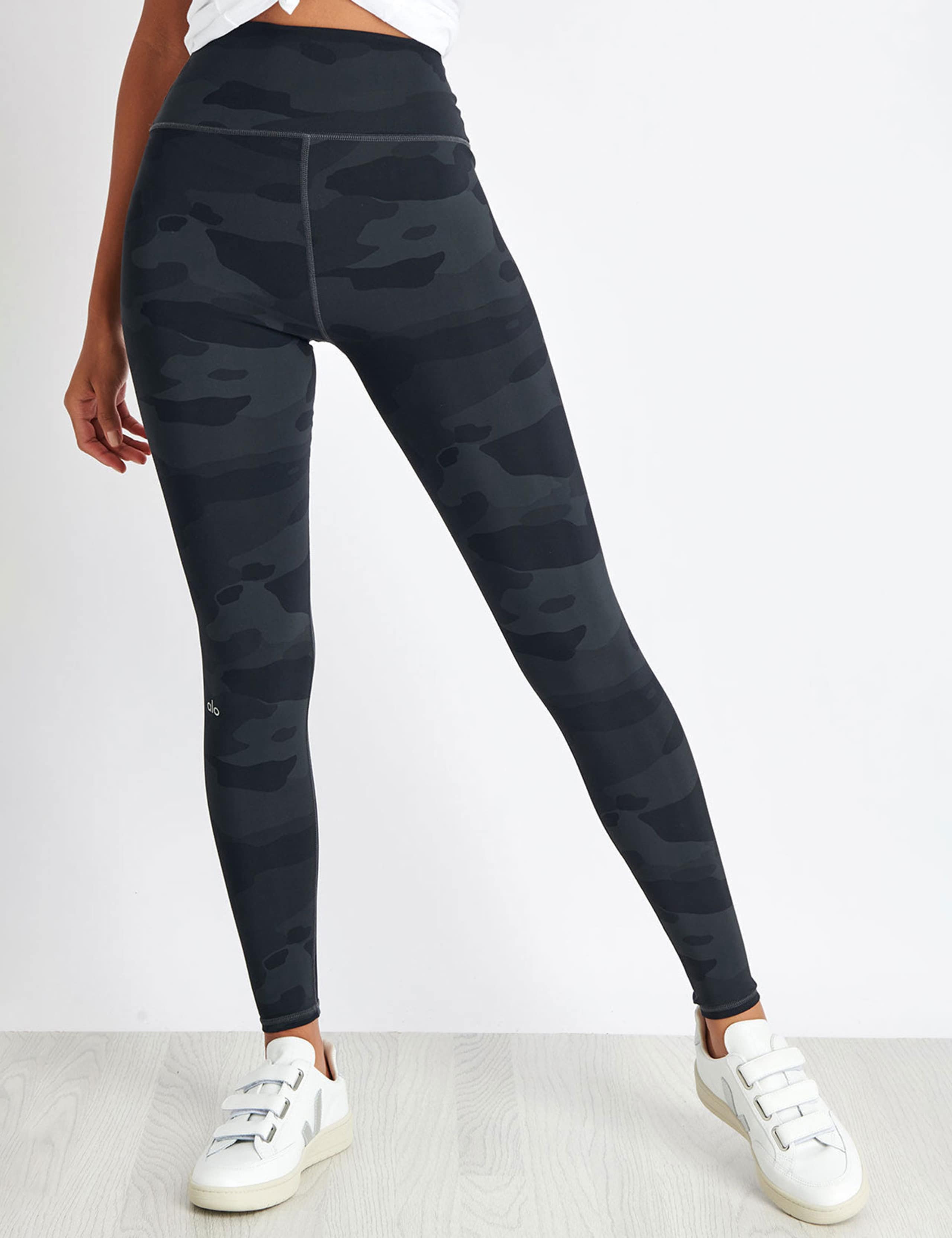 Vapor Printed High Waisted Yoga Leggings 1 of 4
