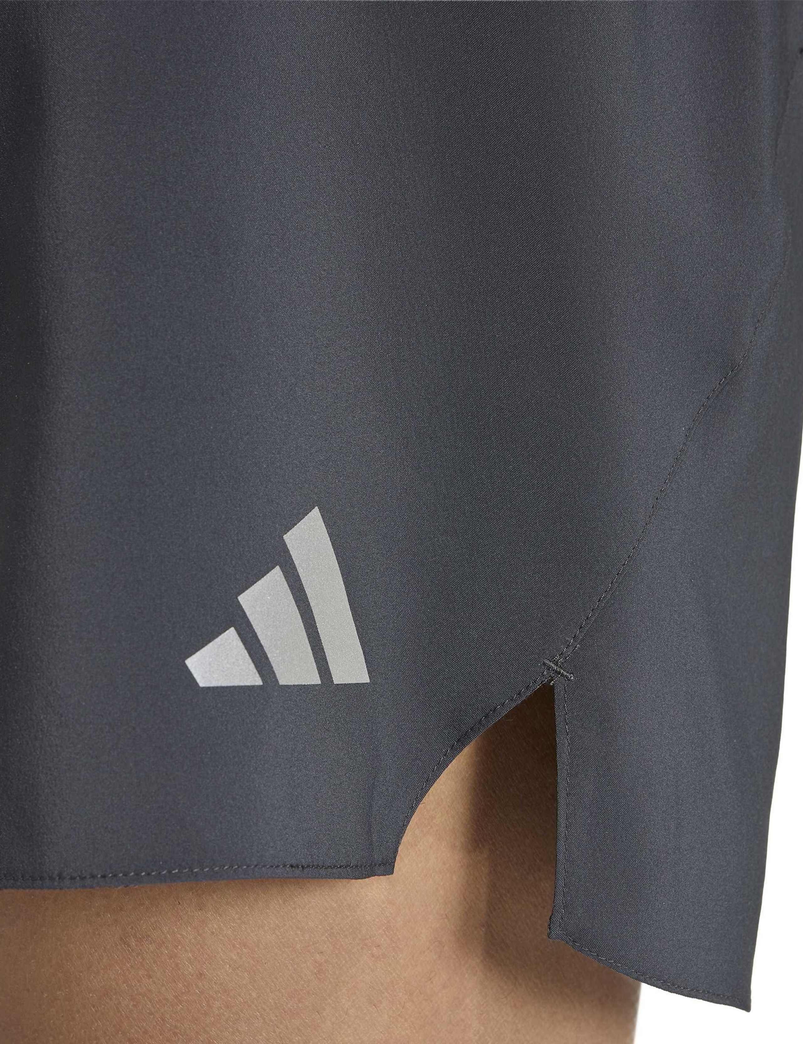 adi365 Running Essentials Shorts 5 of 6