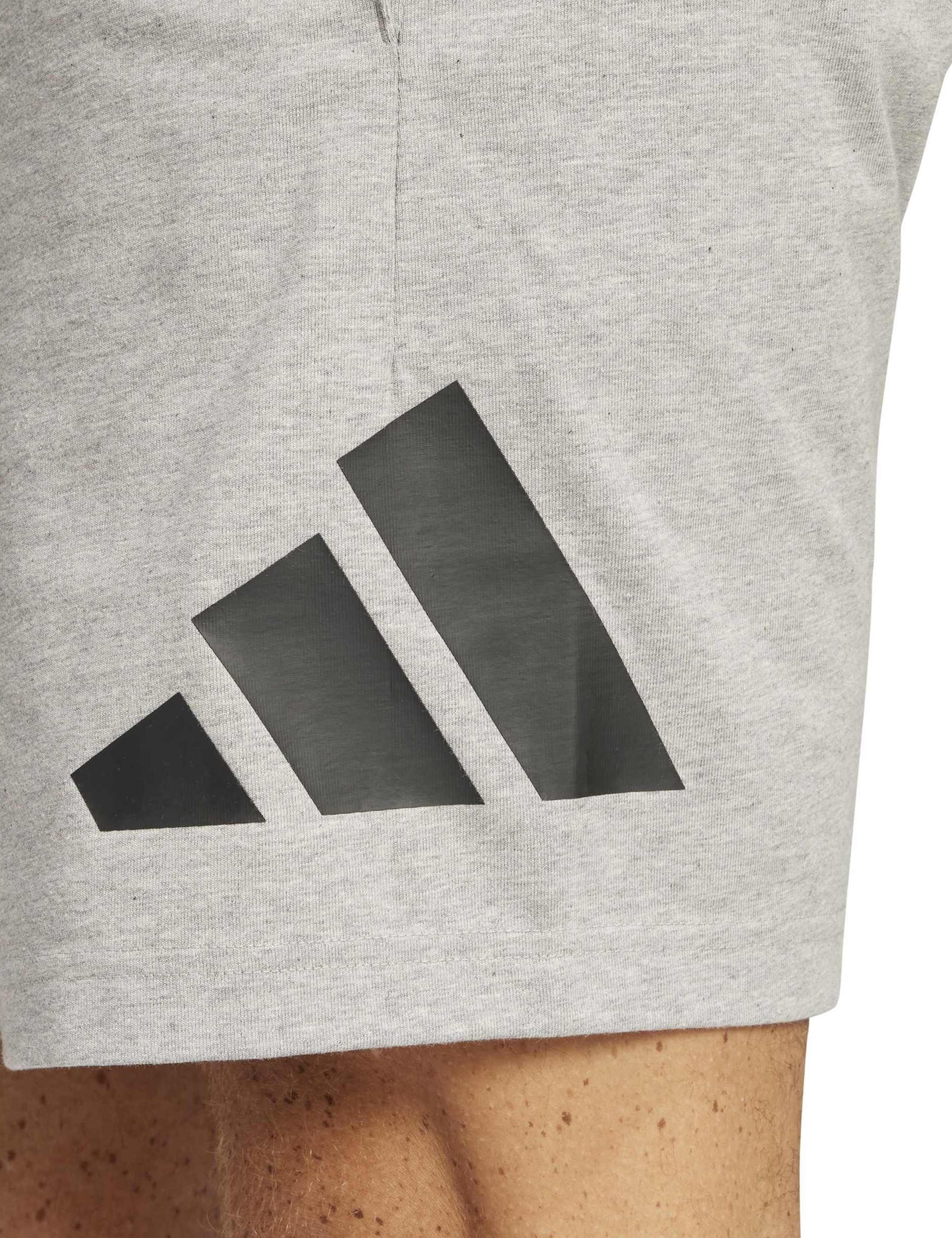 Essentials Big Logo Shorts 5 of 6
