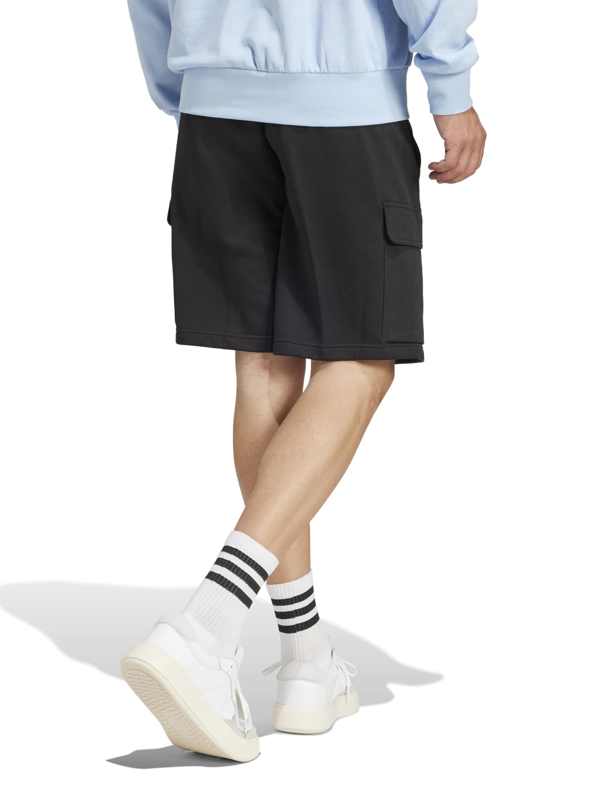 Essentials Feelcozy Cargo Fleece Shorts 4 of 6