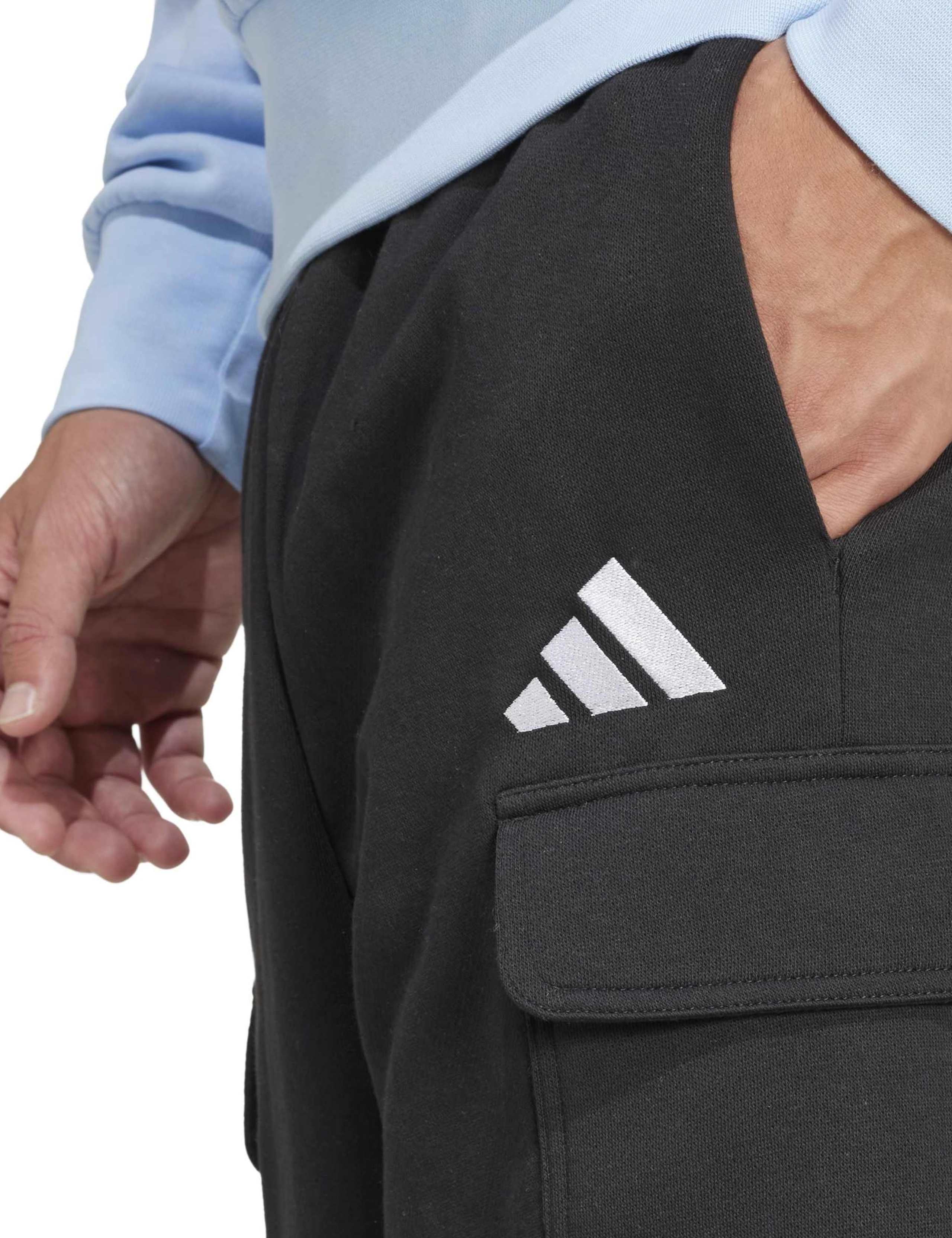 Essentials Feelcozy Cargo Fleece Shorts 5 of 6