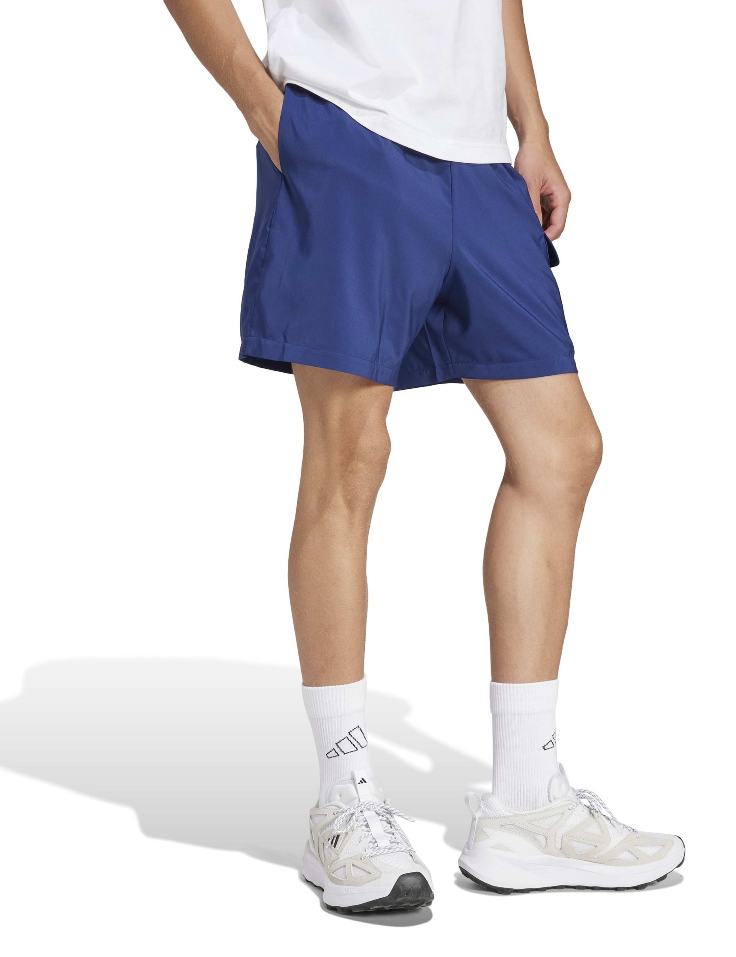 Essentials Small Logo Cargo Shorts 3 of 6