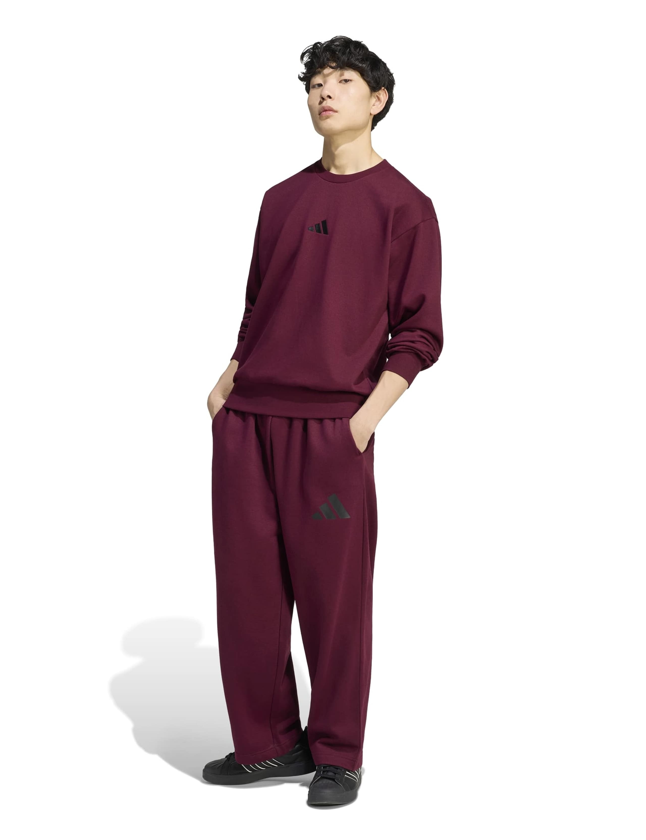 Essentials Feelcozy Fleece Sweatshirt 3 of 6