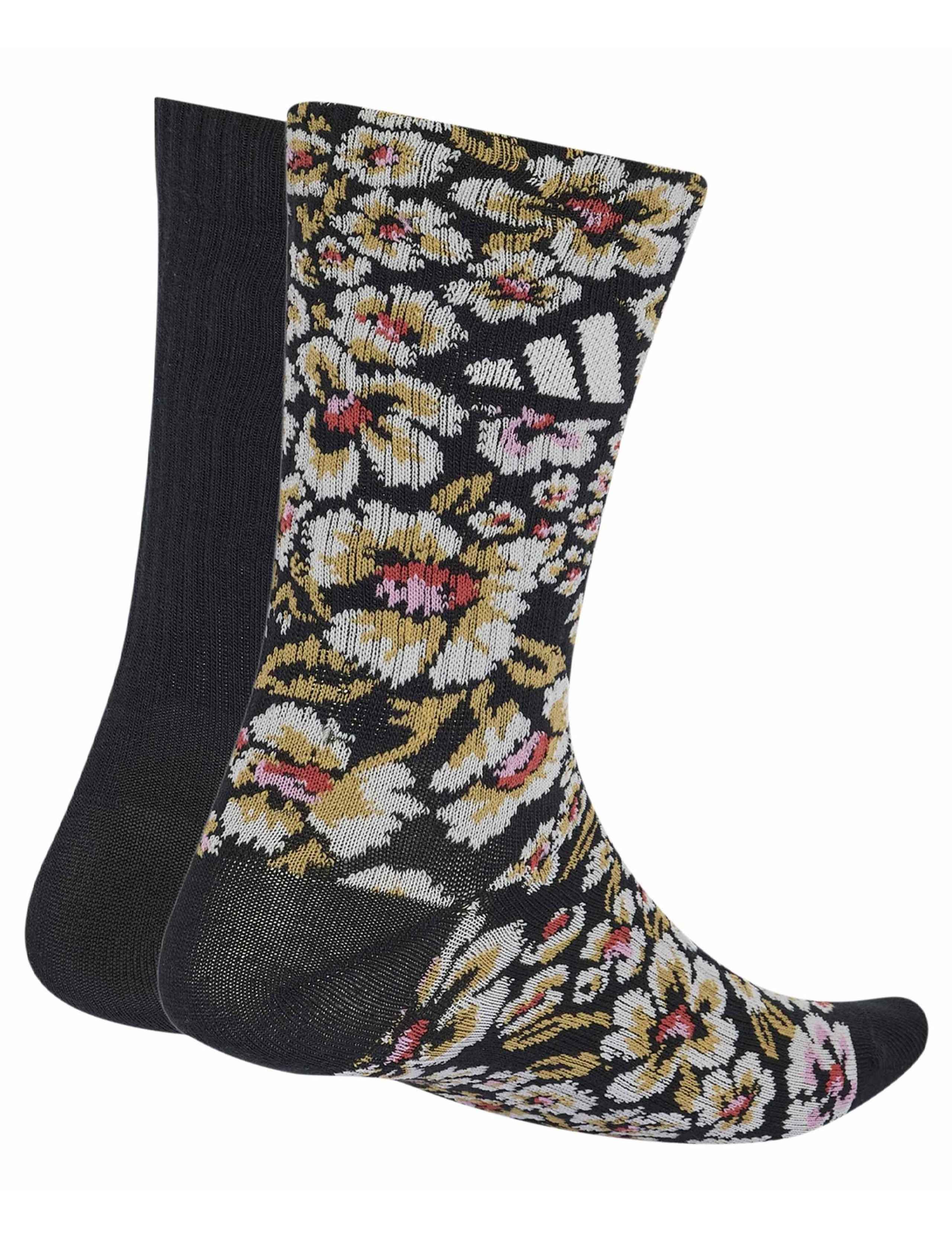 2 Pack Farm Floral Cotton Blend Crew Socks 2 of 4