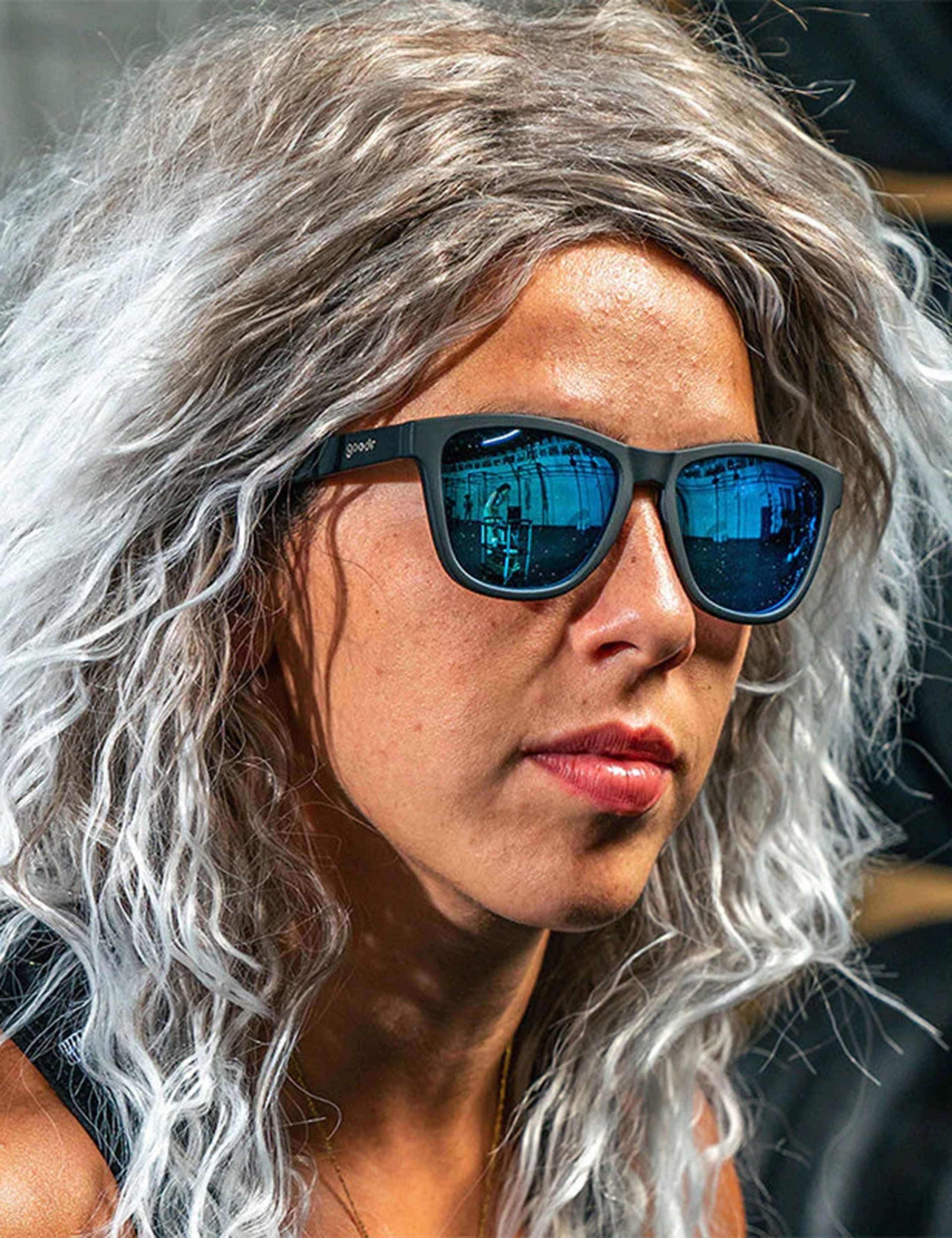 D-Frame Sunglasses 3 of 5
