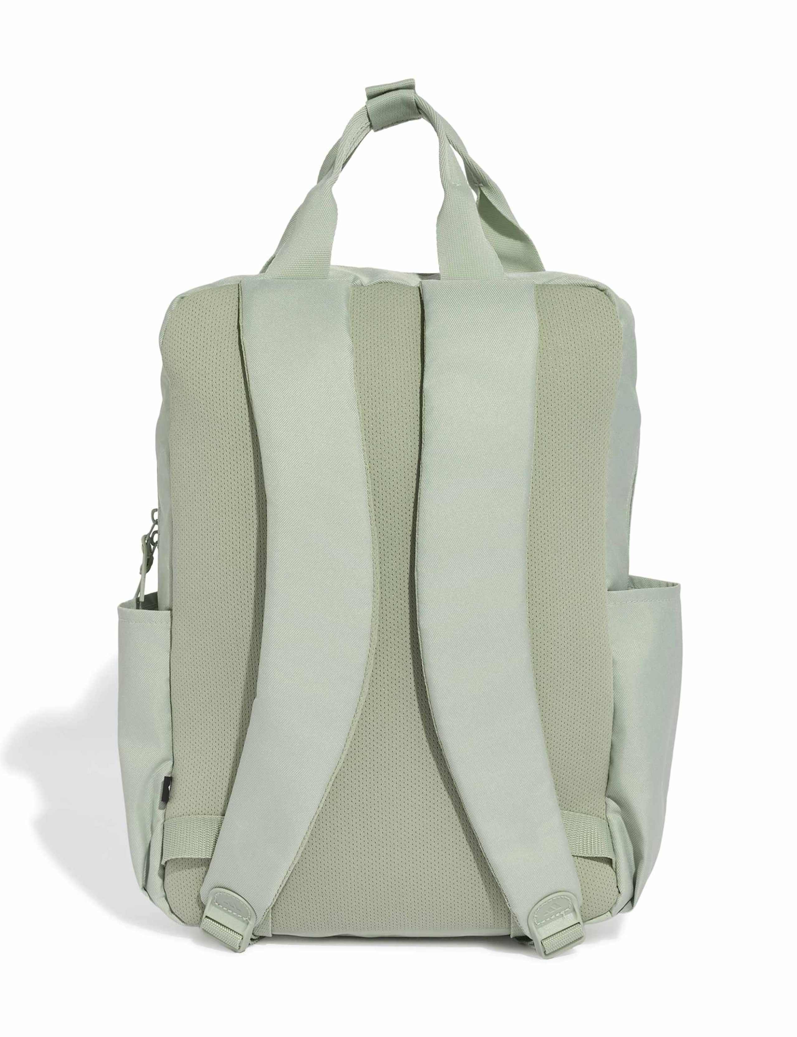 Classic Prime Everyday Backpack 2 of 6