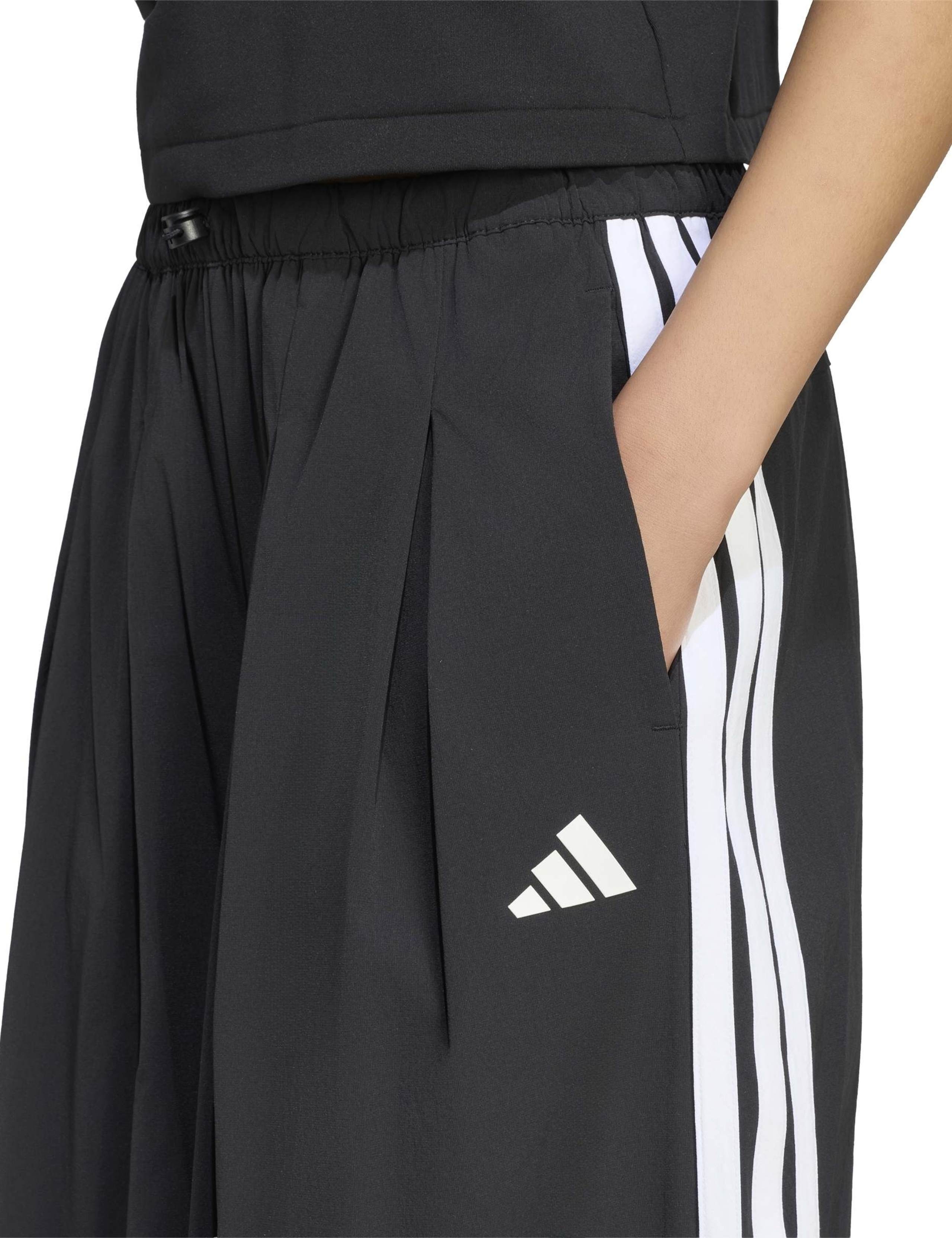 City Tech 3-Stripes High Waisted Joggers 4 of 5