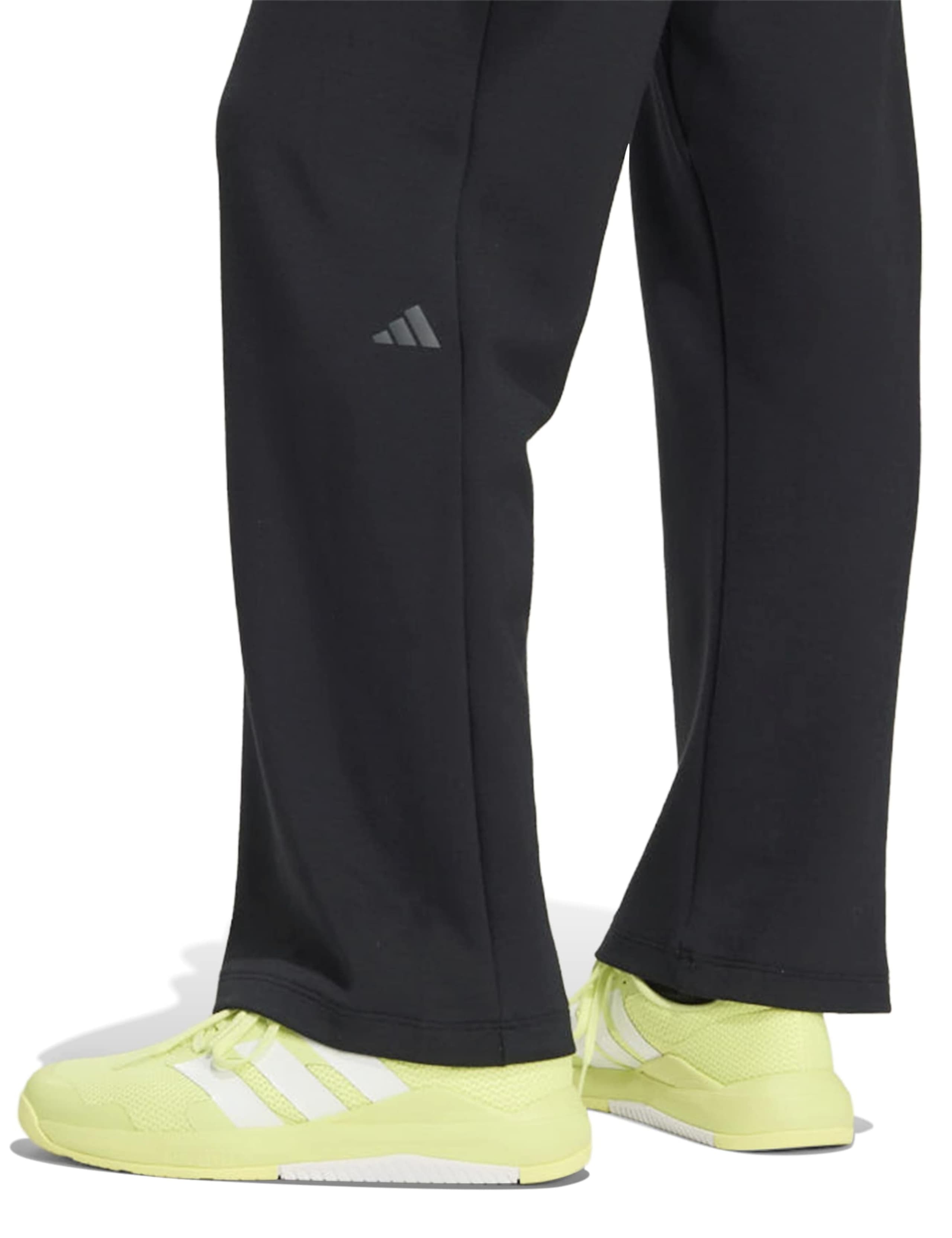 Motion Essentials Relaxed Joggers 6 of 7