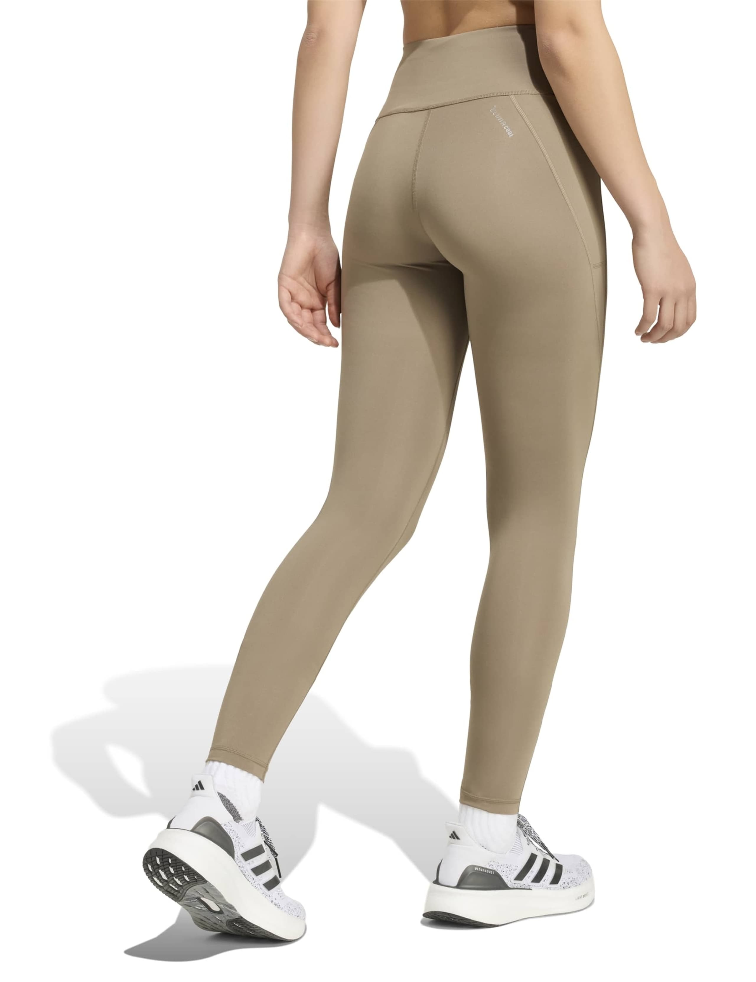 Run Essentials High Waisted Leggings 3 of 6
