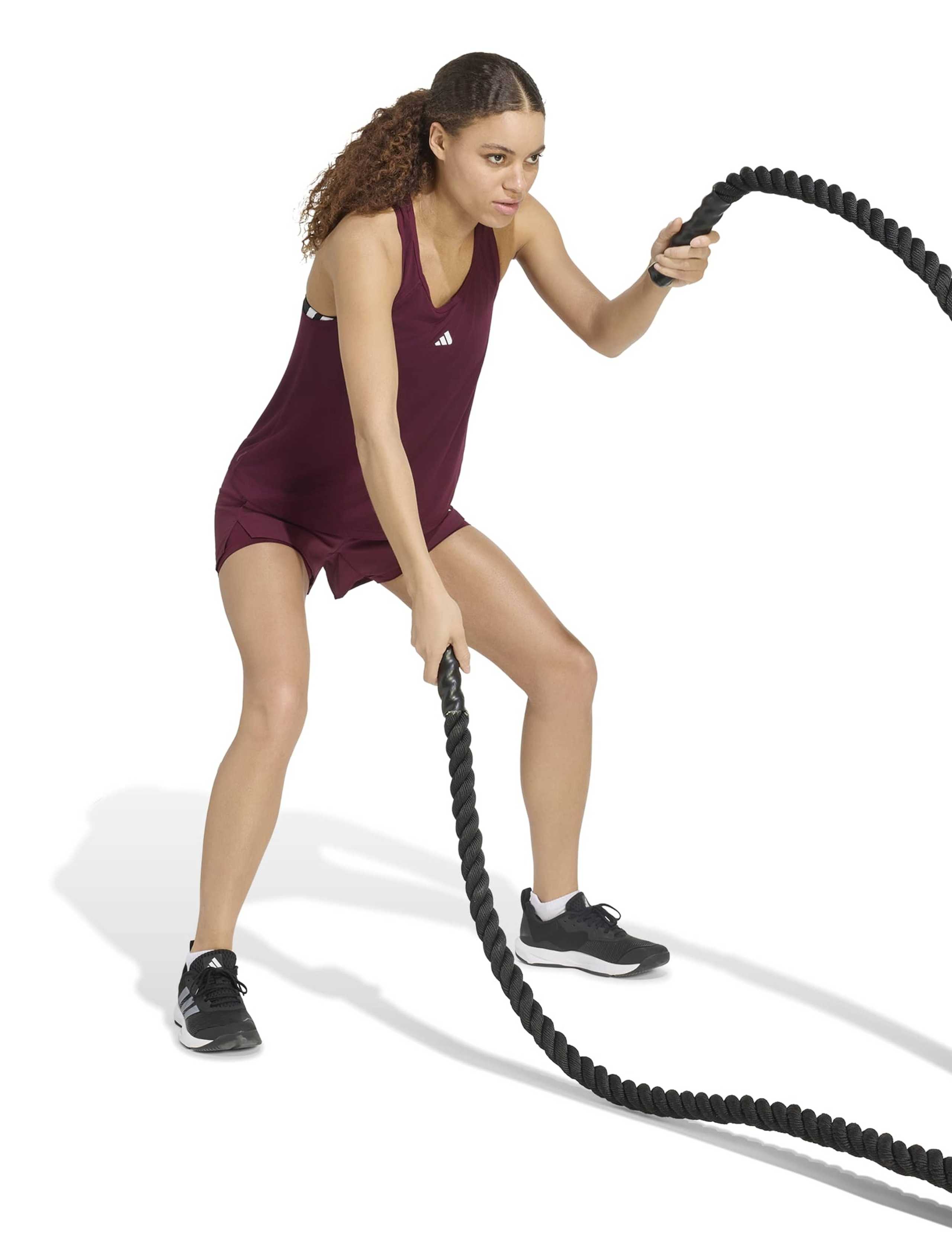 Regular Fit Racerback Gym Tank Top 4 of 6