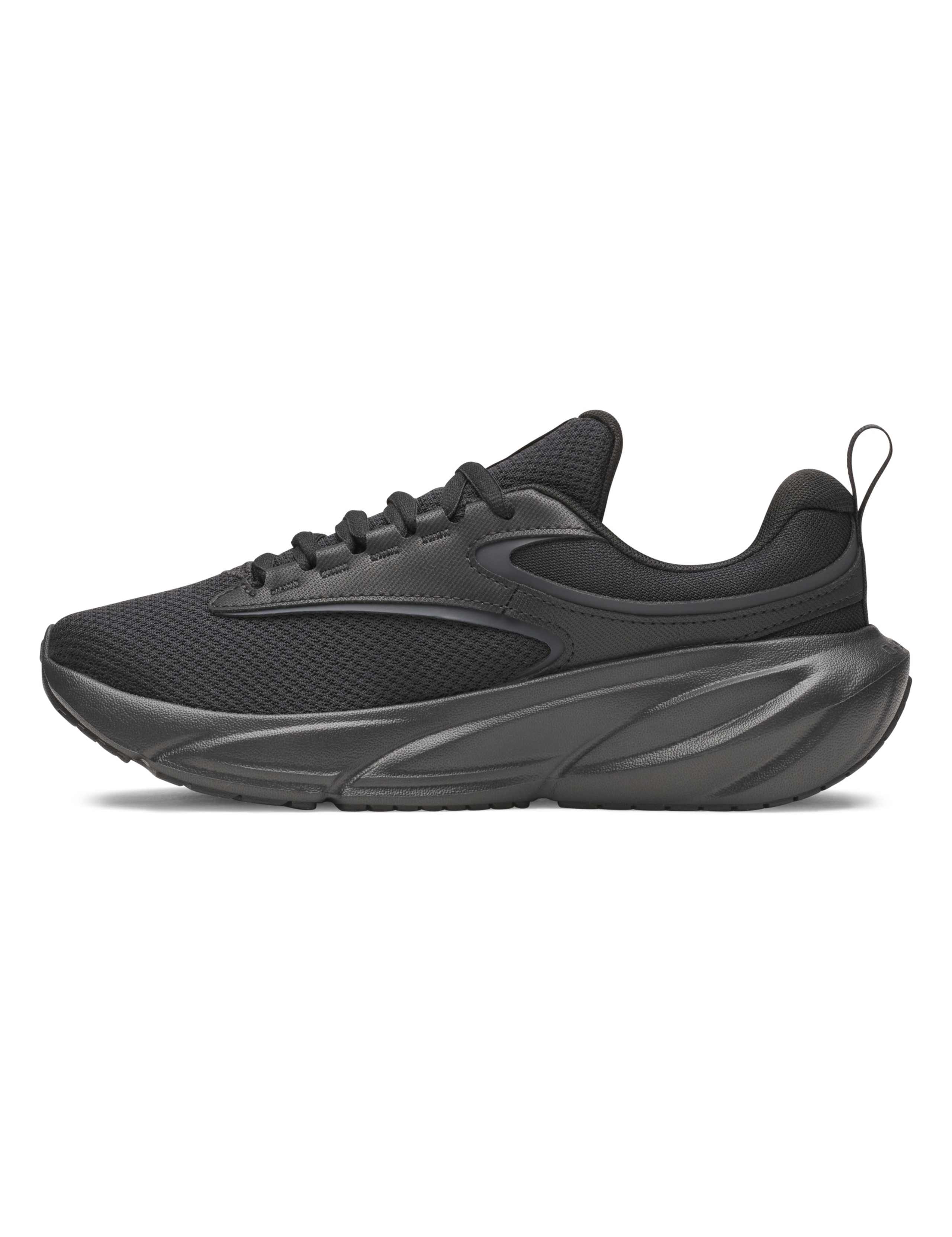 Surge 5 Trainers 4 of 5