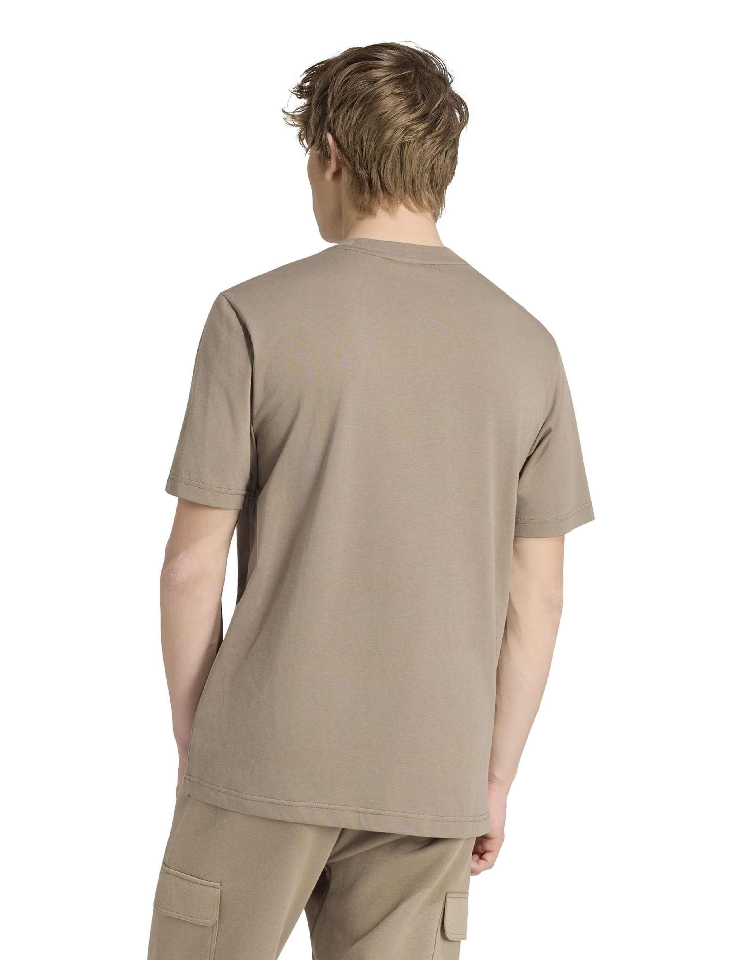 Essentials Small Logo Single Jersey T-Shirt 3 of 6