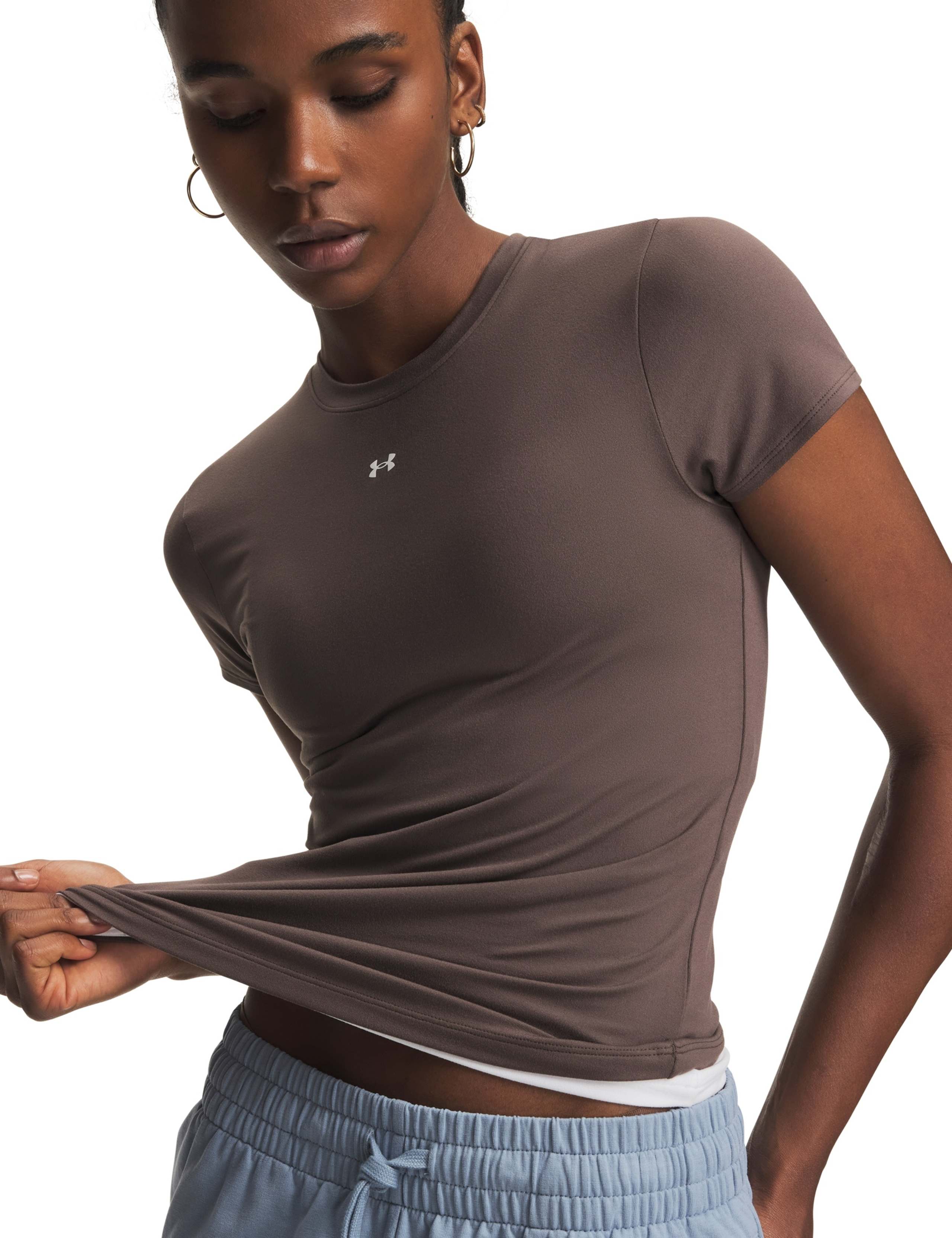 Motion Fitted Short Sleeve T-Shirt 3 of 3