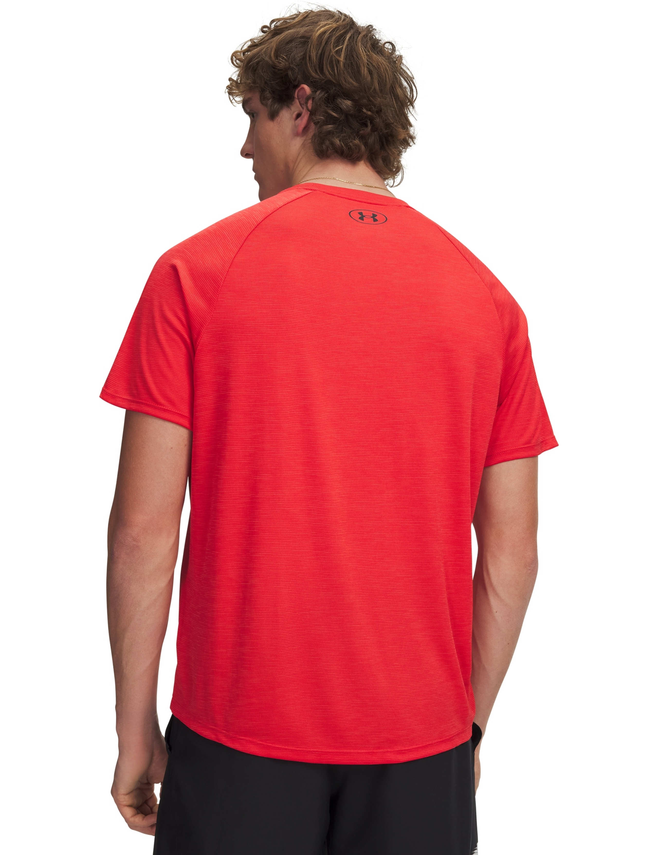 Tech Textured Short Sleeve T-Shirt 2 of 4