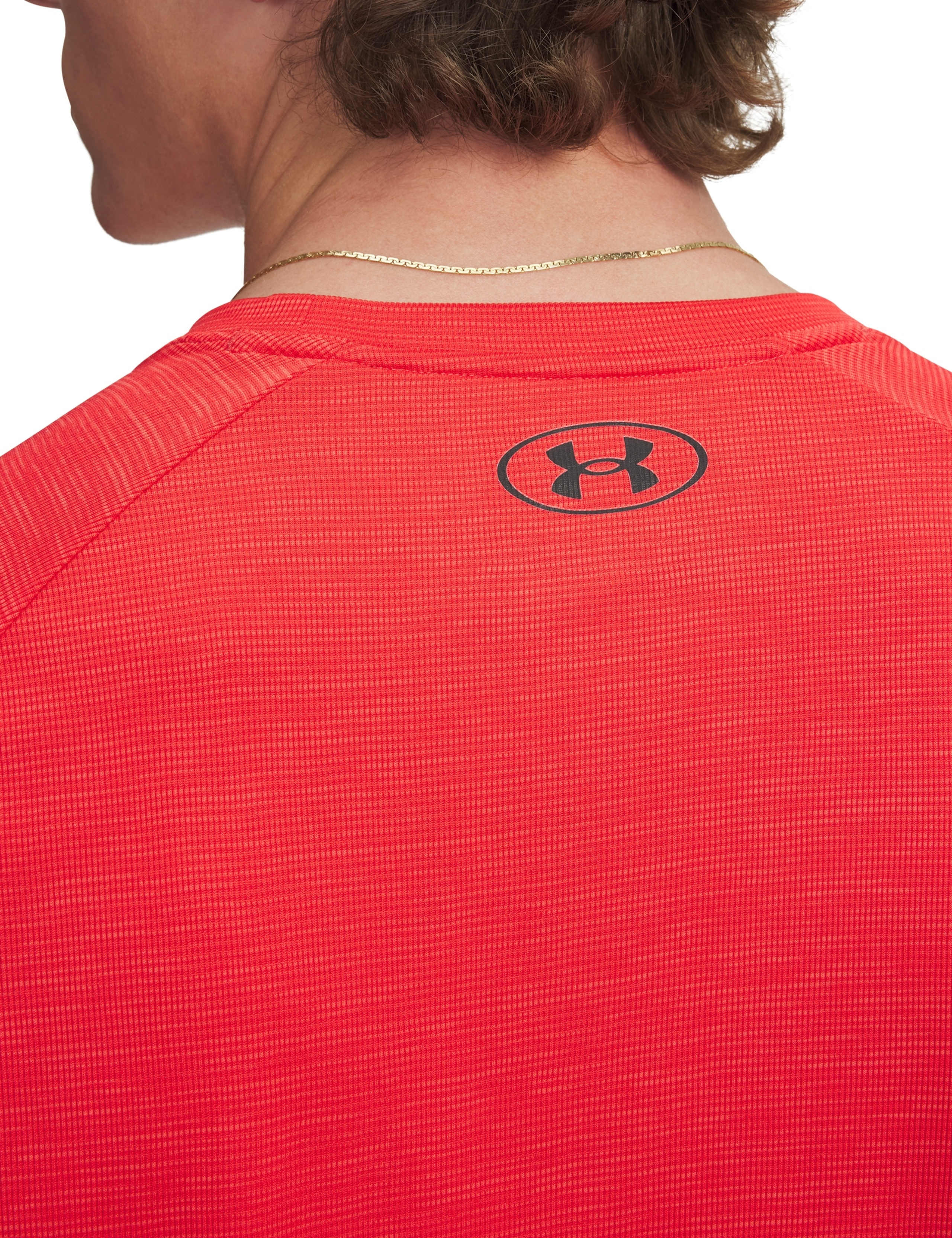 Tech Textured Short Sleeve T-Shirt 3 of 4