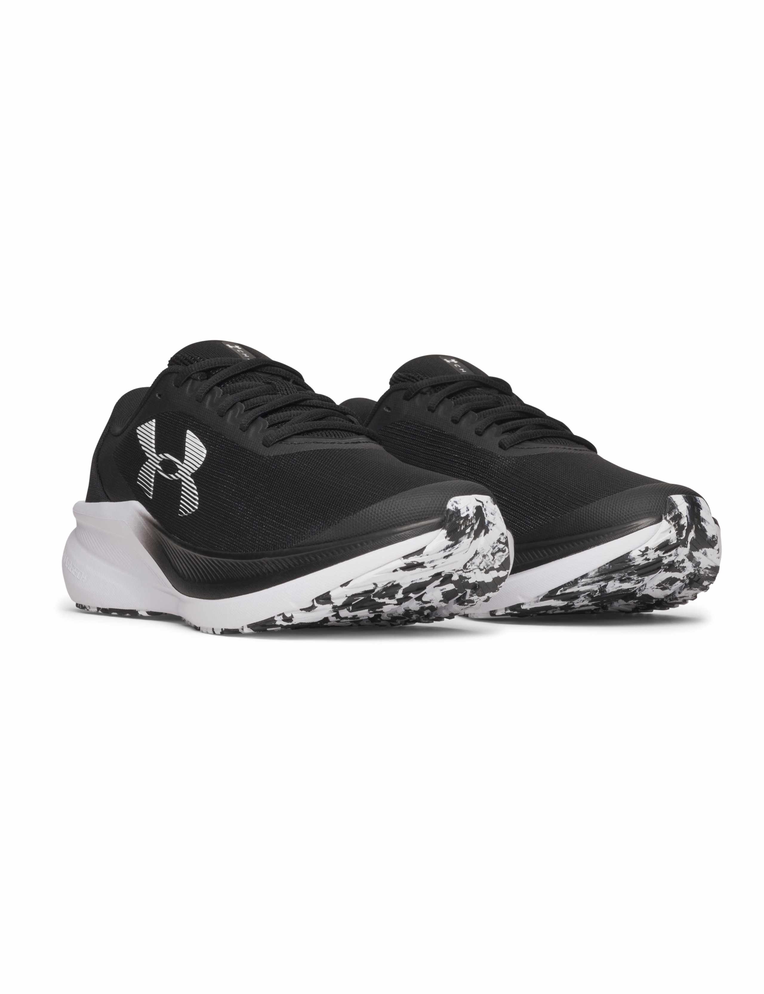 UA Chase Trainers 2 of 5