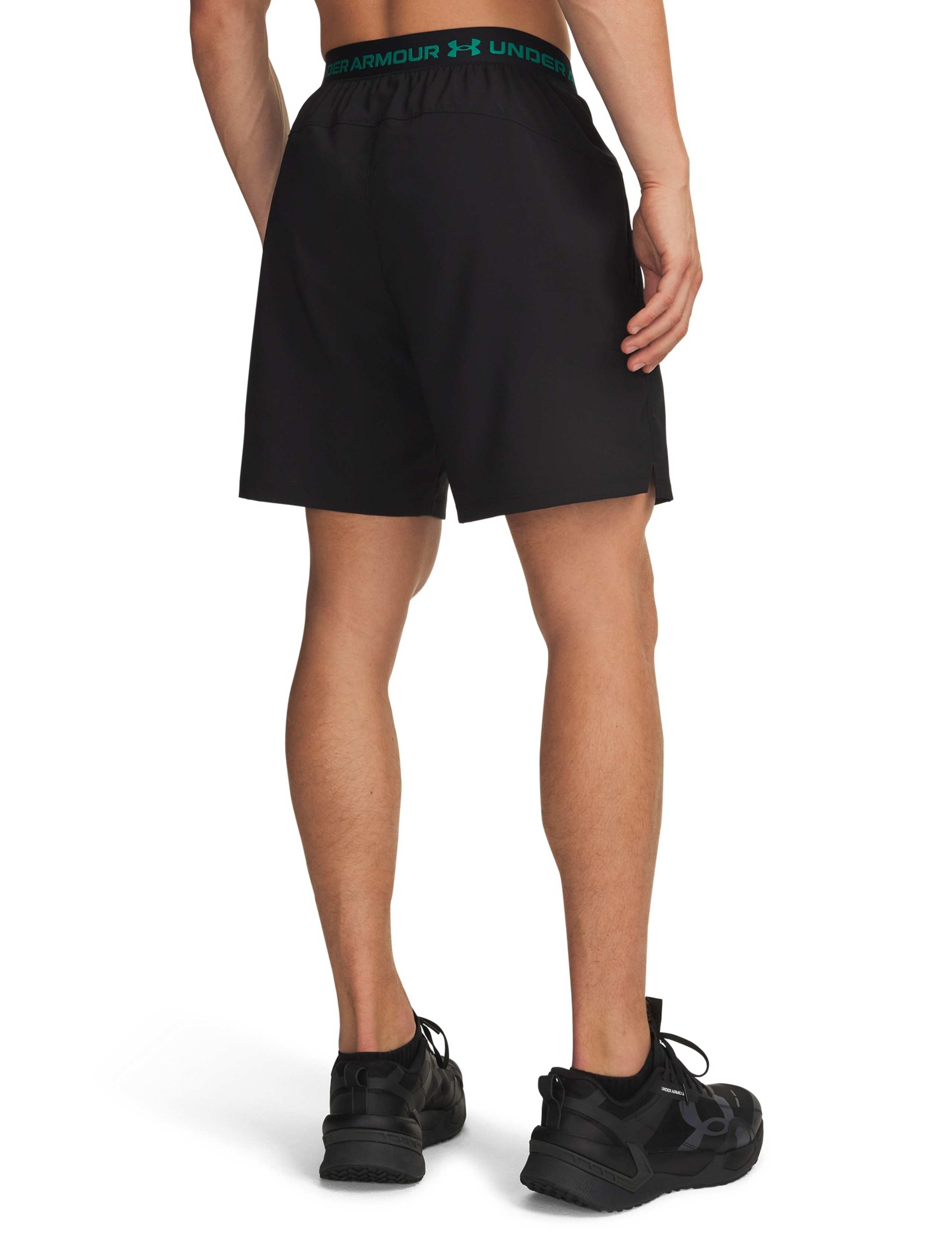Vanish Woven Shorts 3 of 4