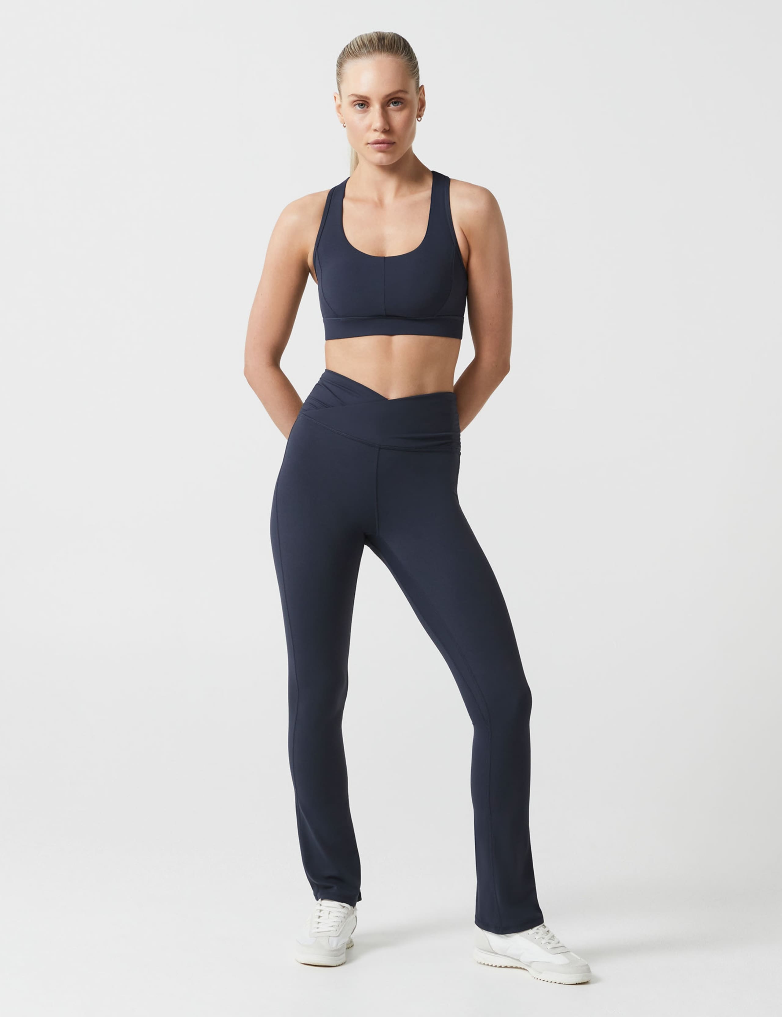 Harlow High Waisted Bootcut Leggings 5 of 11