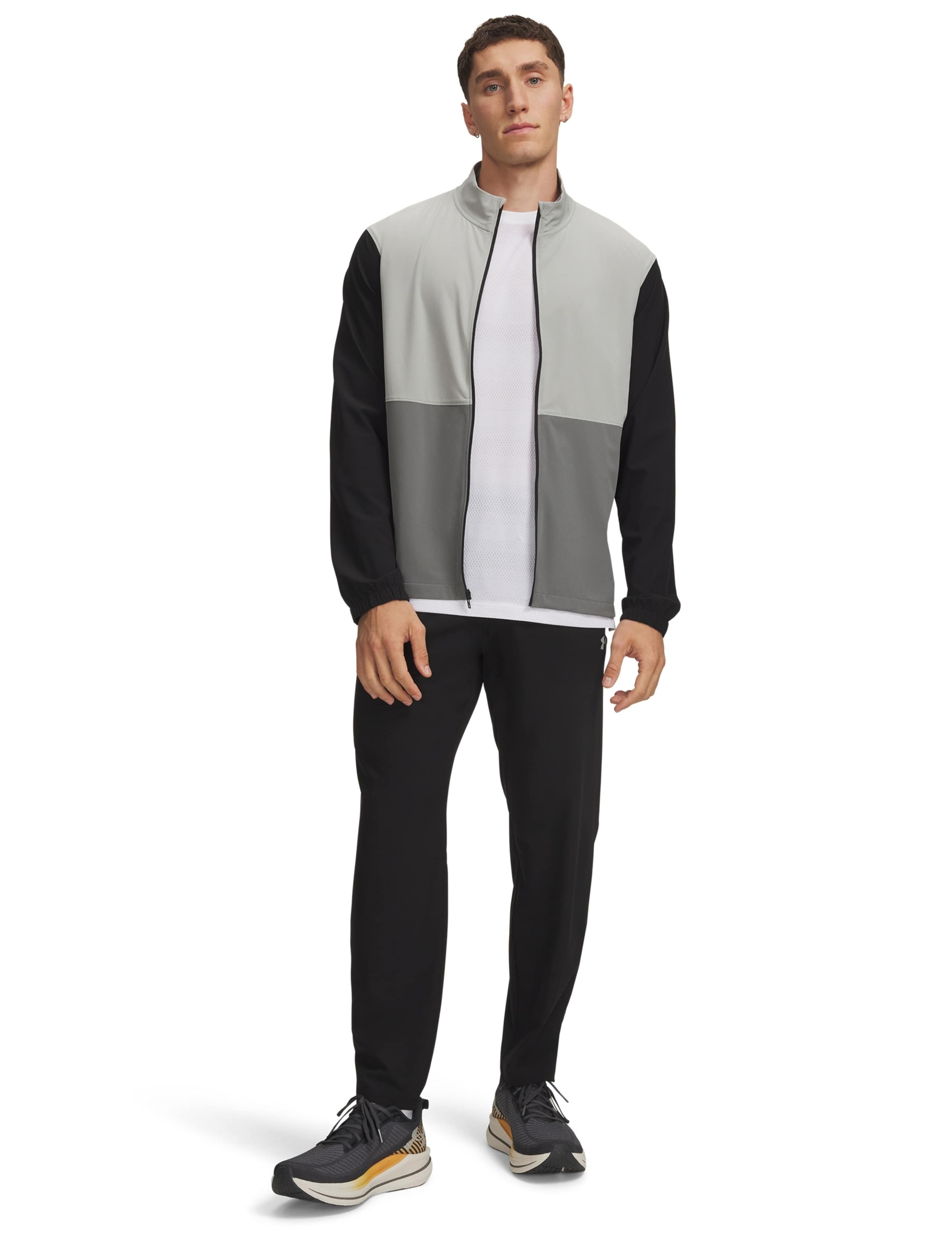 Velociti Lightweight Joggers 3 of 4