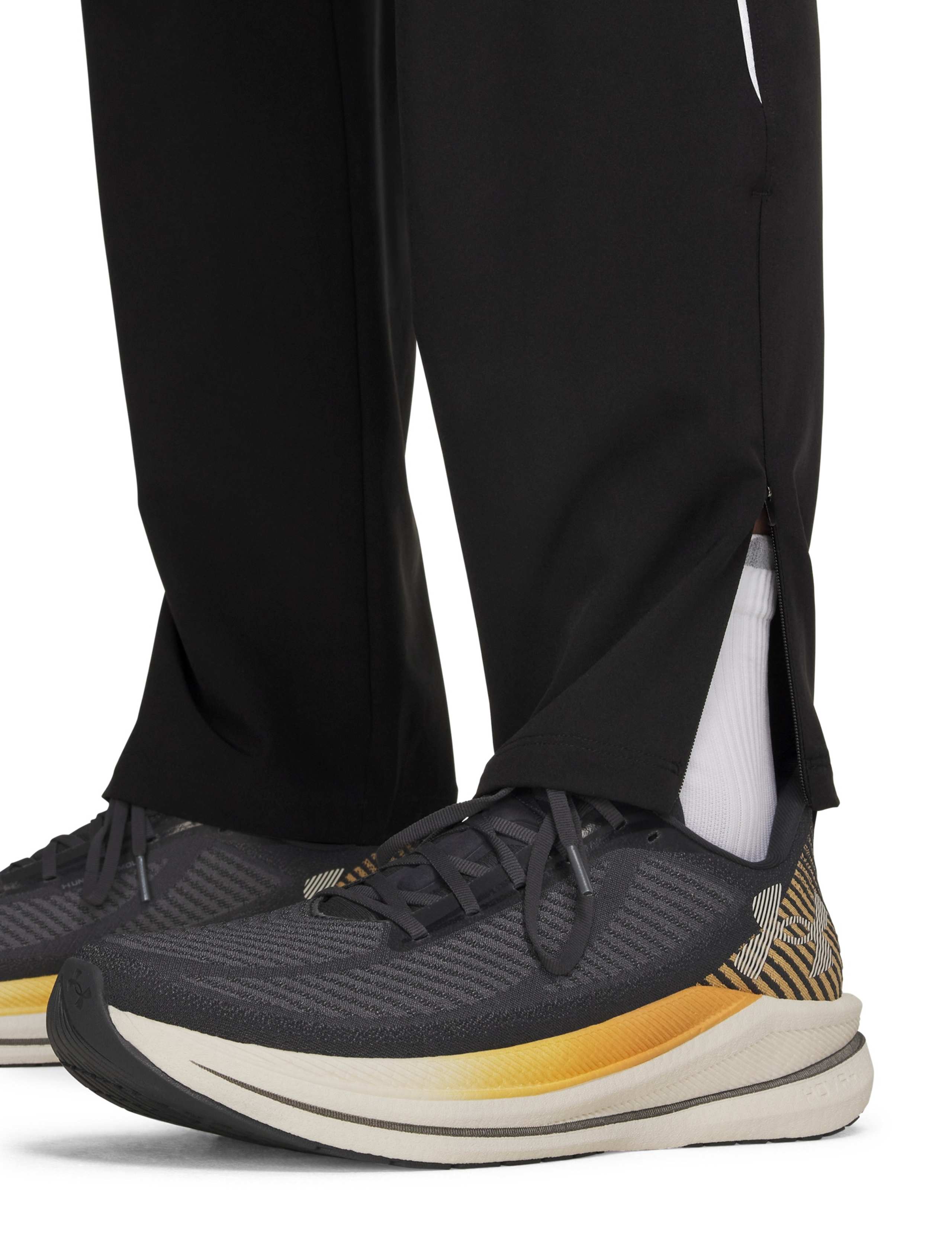 Velociti Lightweight Joggers 4 of 4