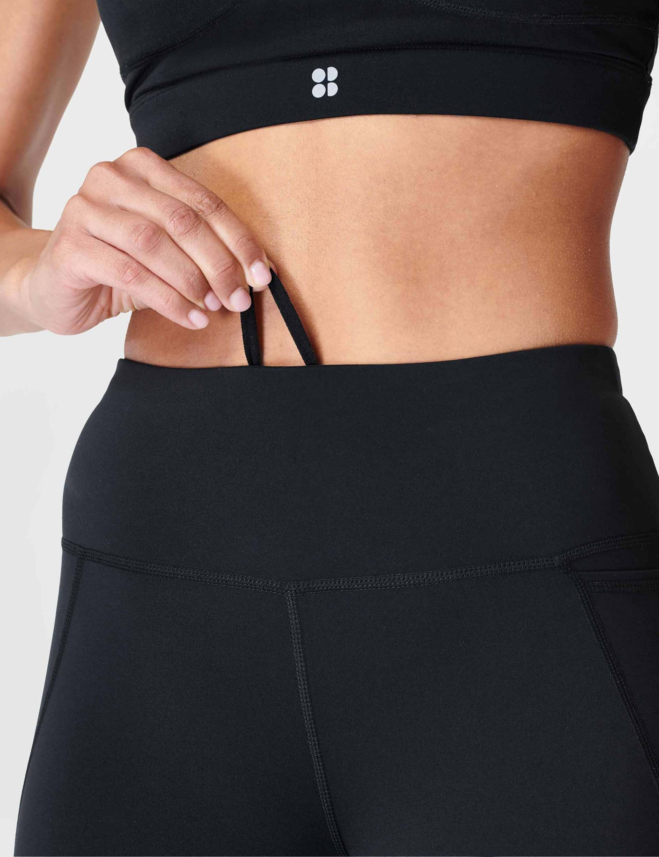 Power 6" High Waisted Cycling Shorts 5 of 6