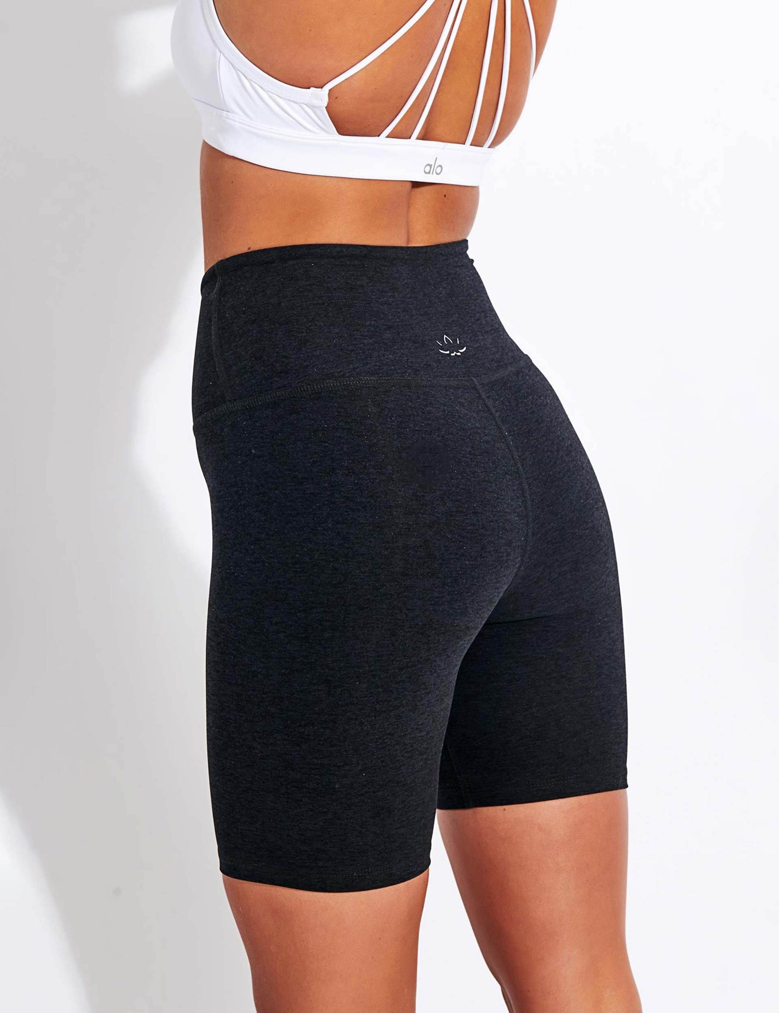 Spacedye Keep Pace 7" High Waisted Shorts 2 of 4