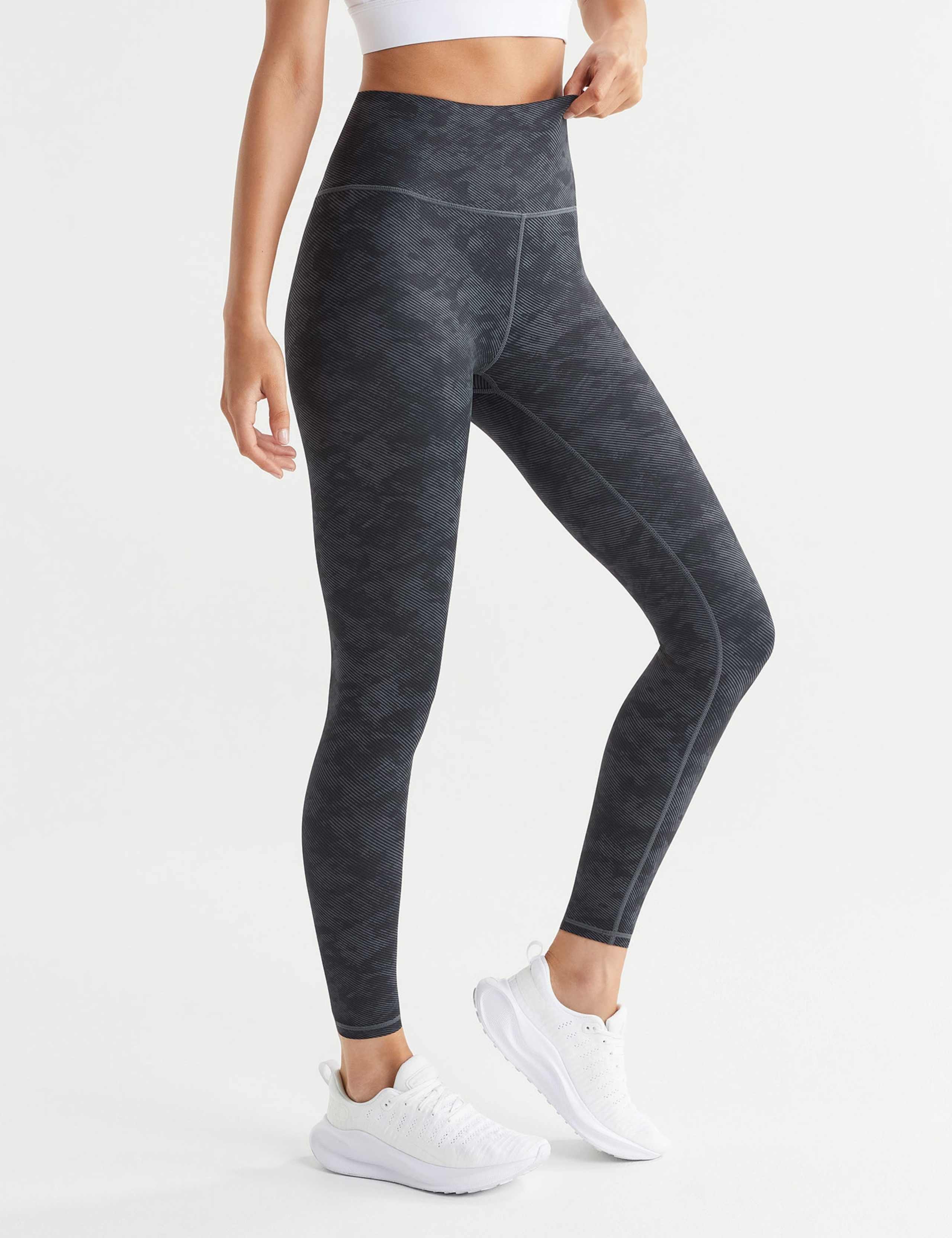 Astrid High Waisted Stucco Print Leggings 6 of 8