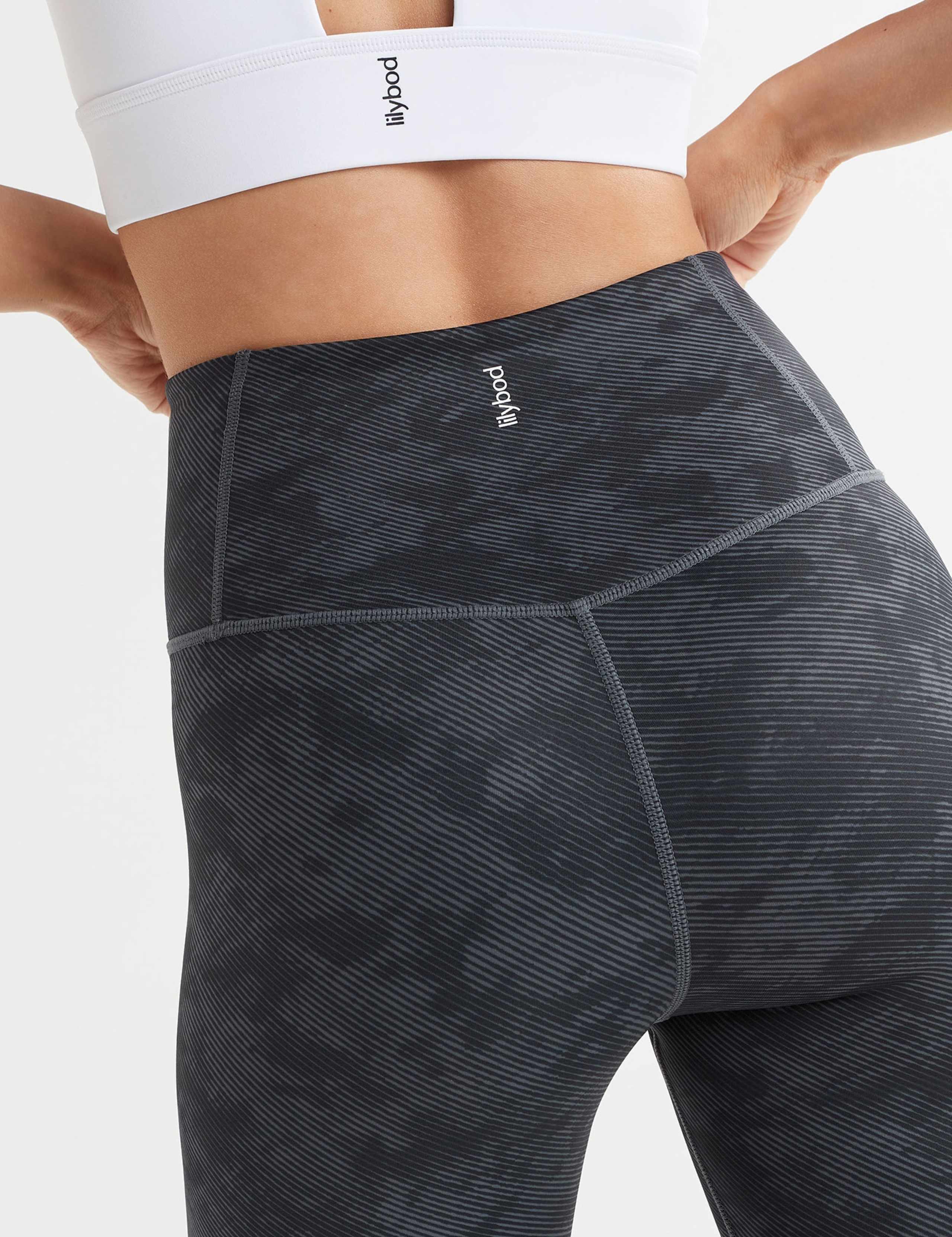 Astrid High Waisted Stucco Print Leggings 8 of 8