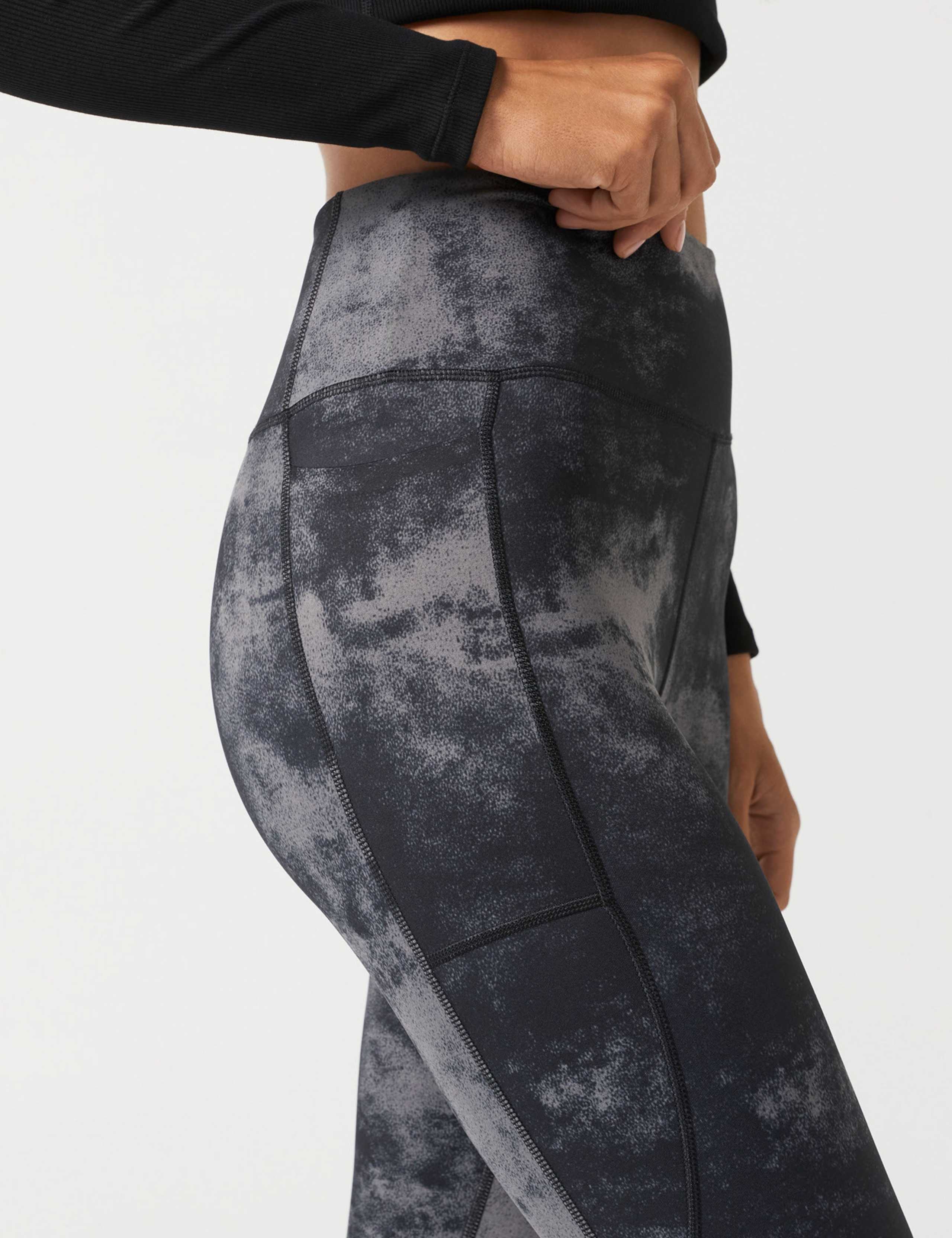 Becca High Waisted Pockets Leggings 5 of 5