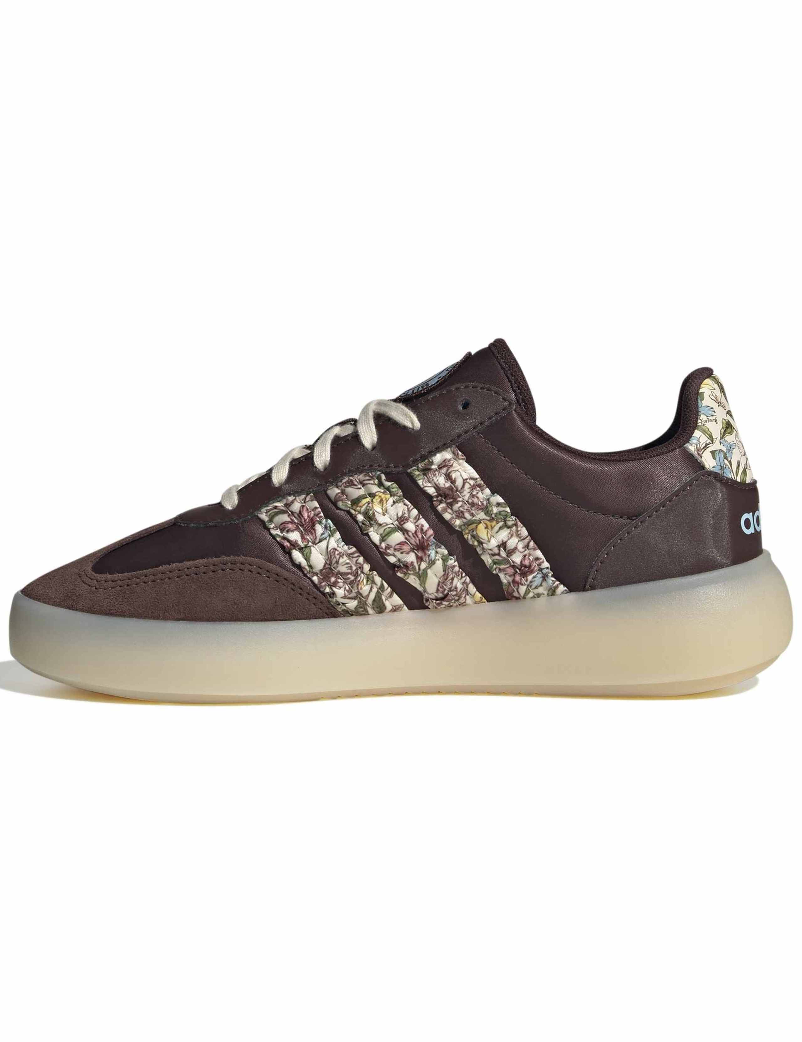 Barreda Decode Suede Floral Trainers 2 of 8