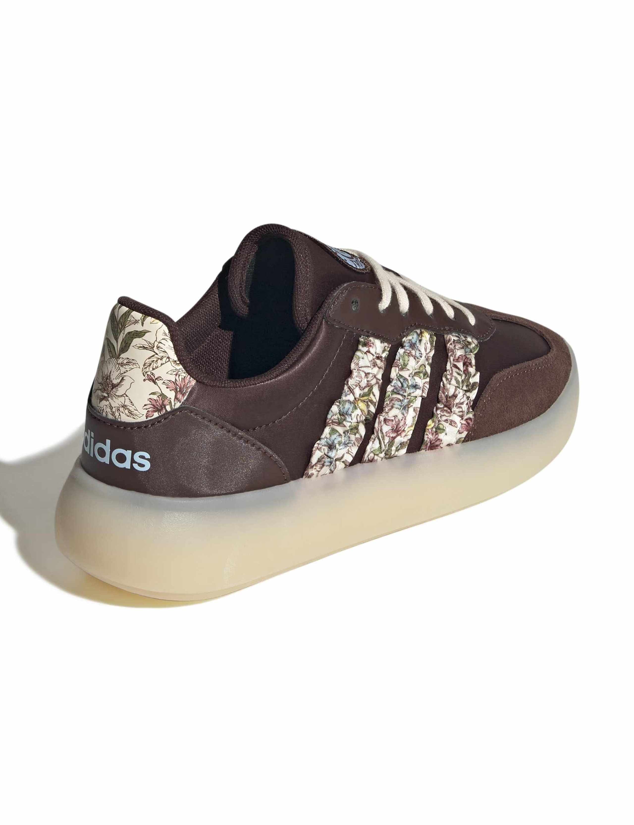 Barreda Decode Suede Floral Trainers 4 of 8