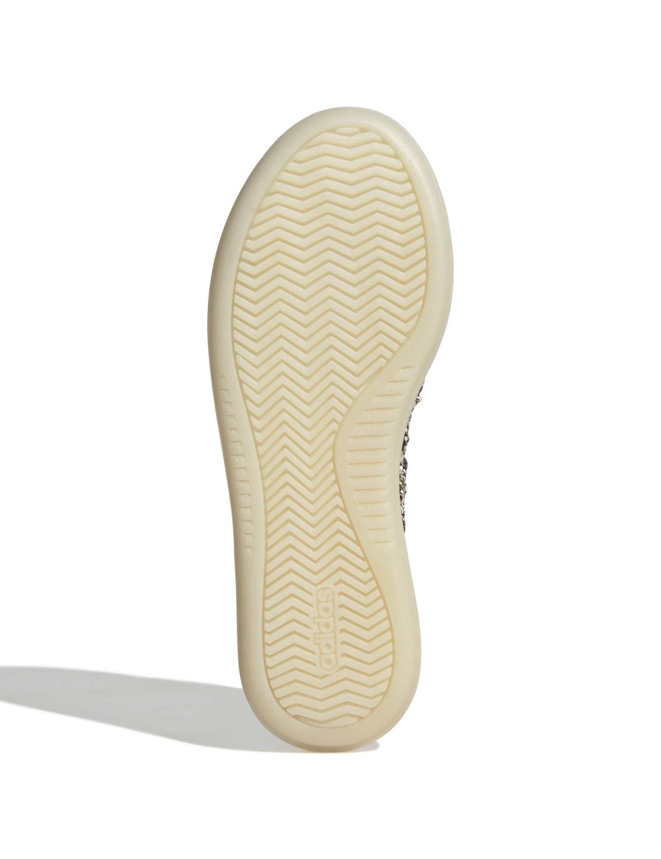 Barreda Decode Suede Floral Trainers 8 of 8