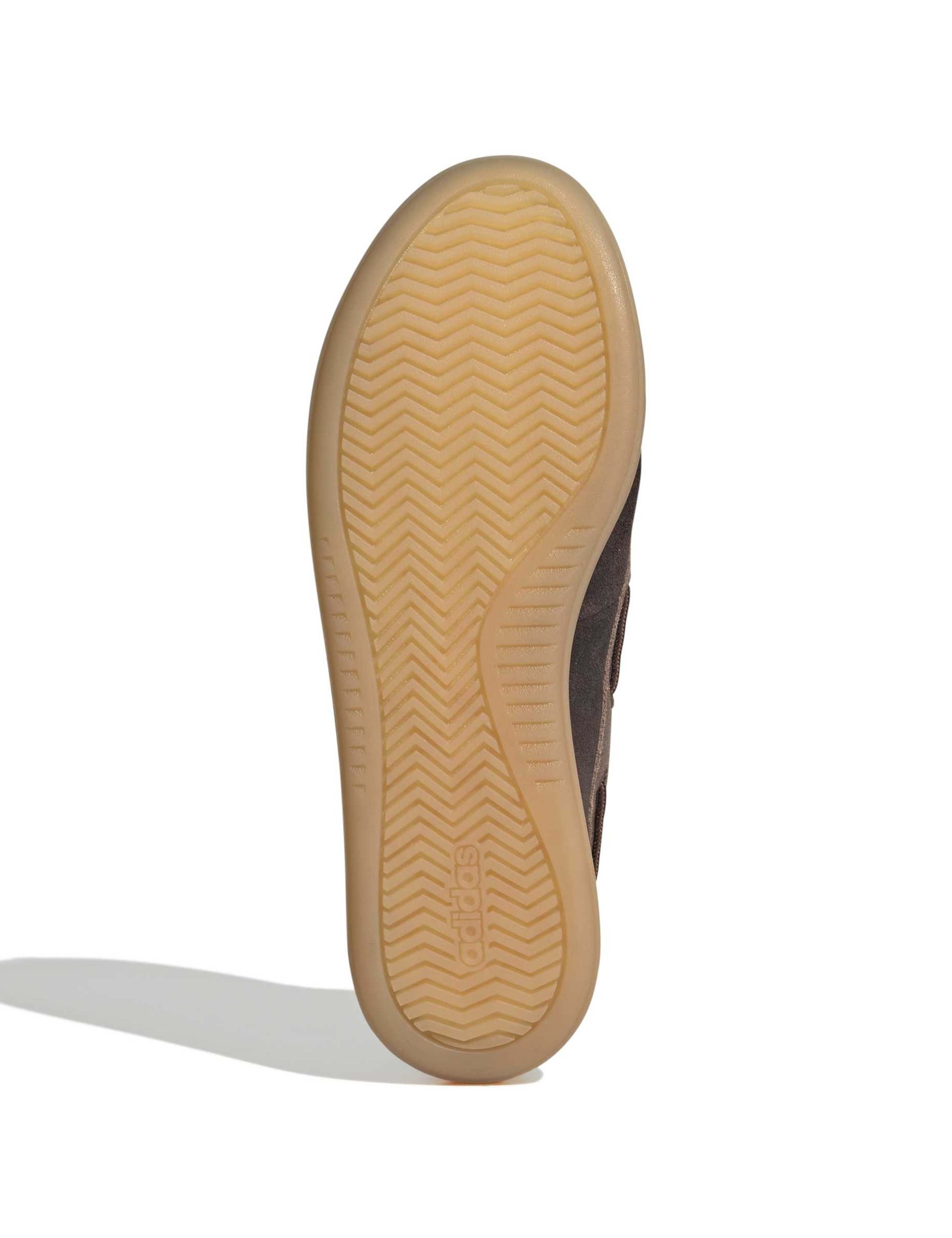 Barreda Decode Suede Trainers 4 of 8