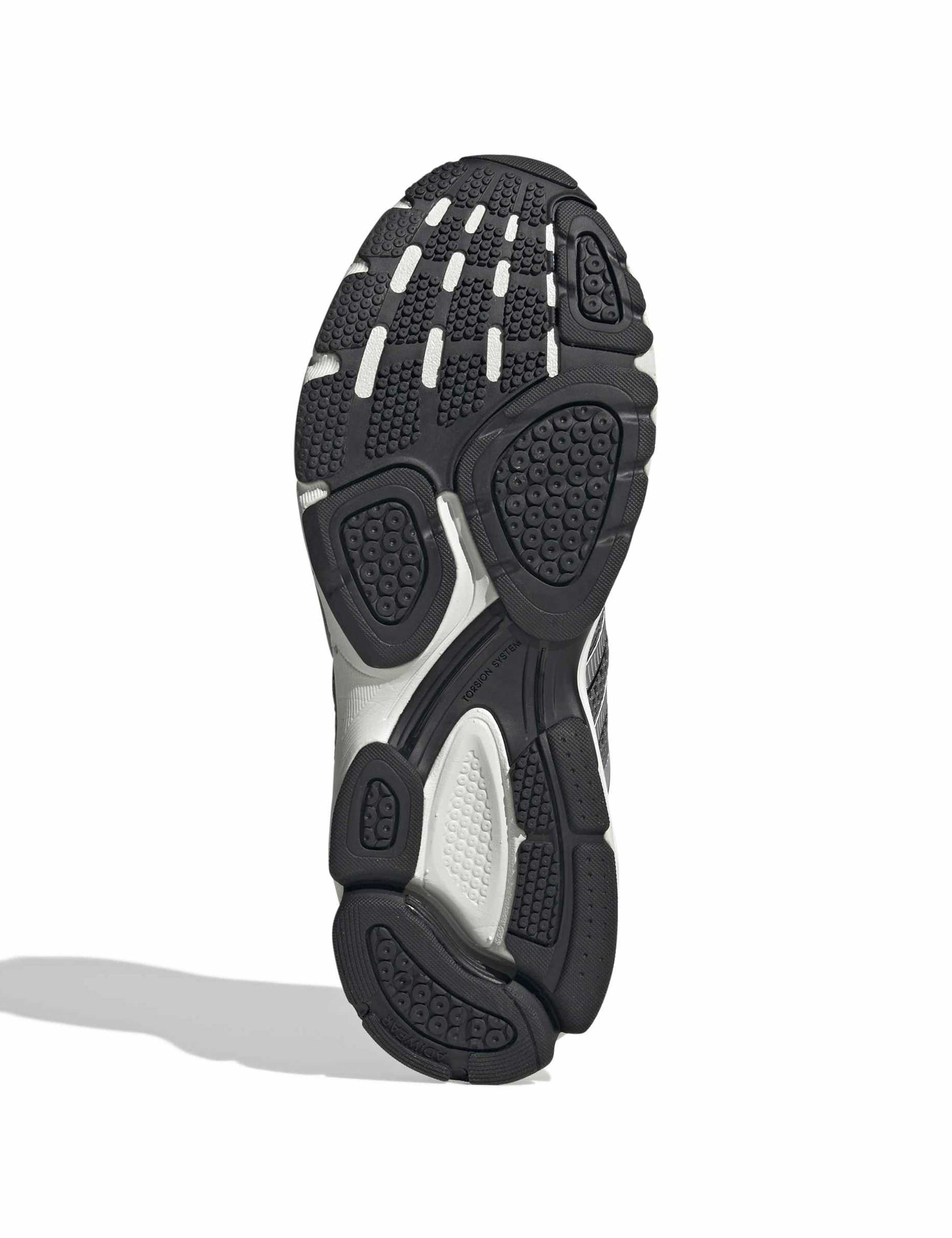 Spiritain 2000 Sports Trainers 8 of 8