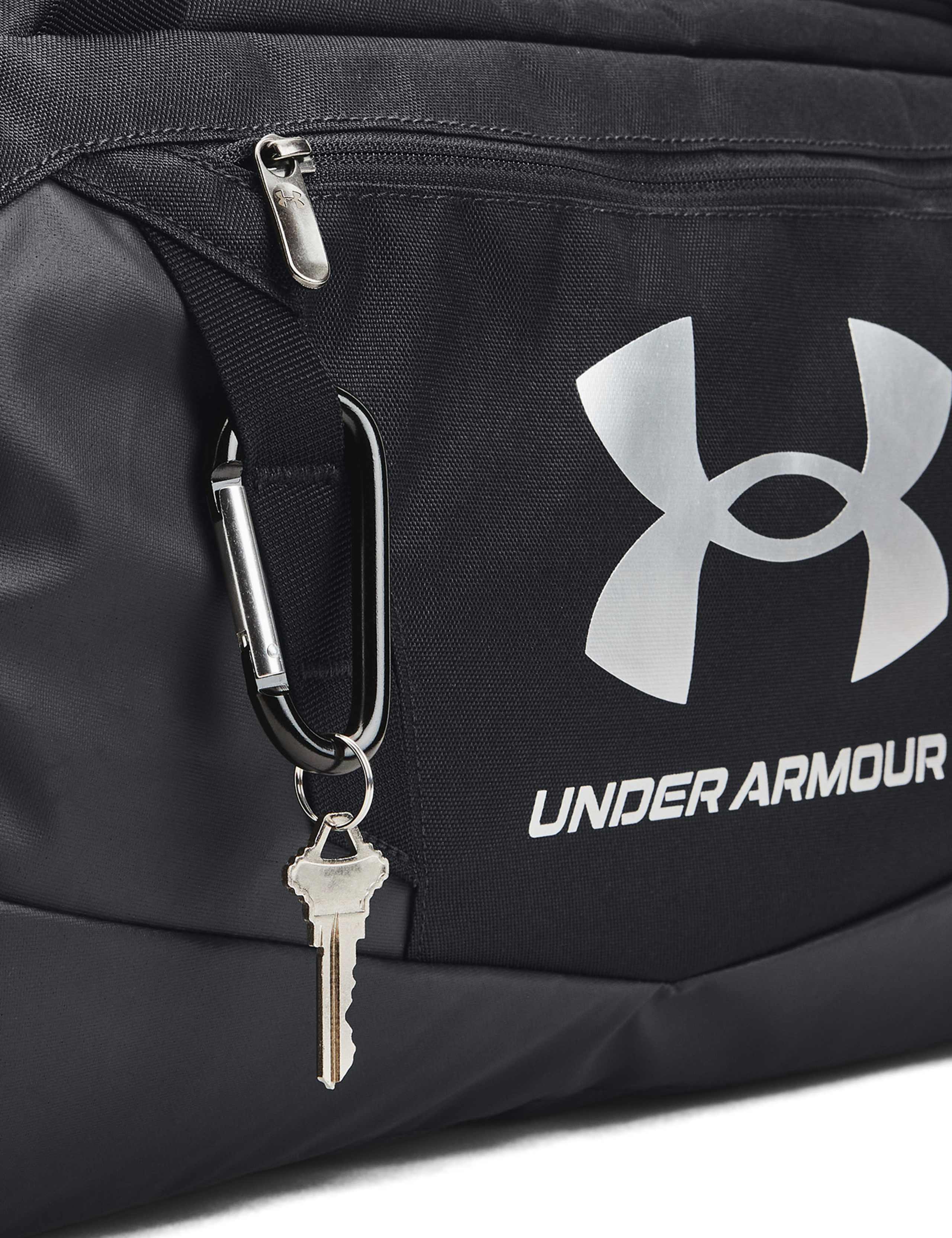 Undeniable 5.0 Sports Bag 4 of 6