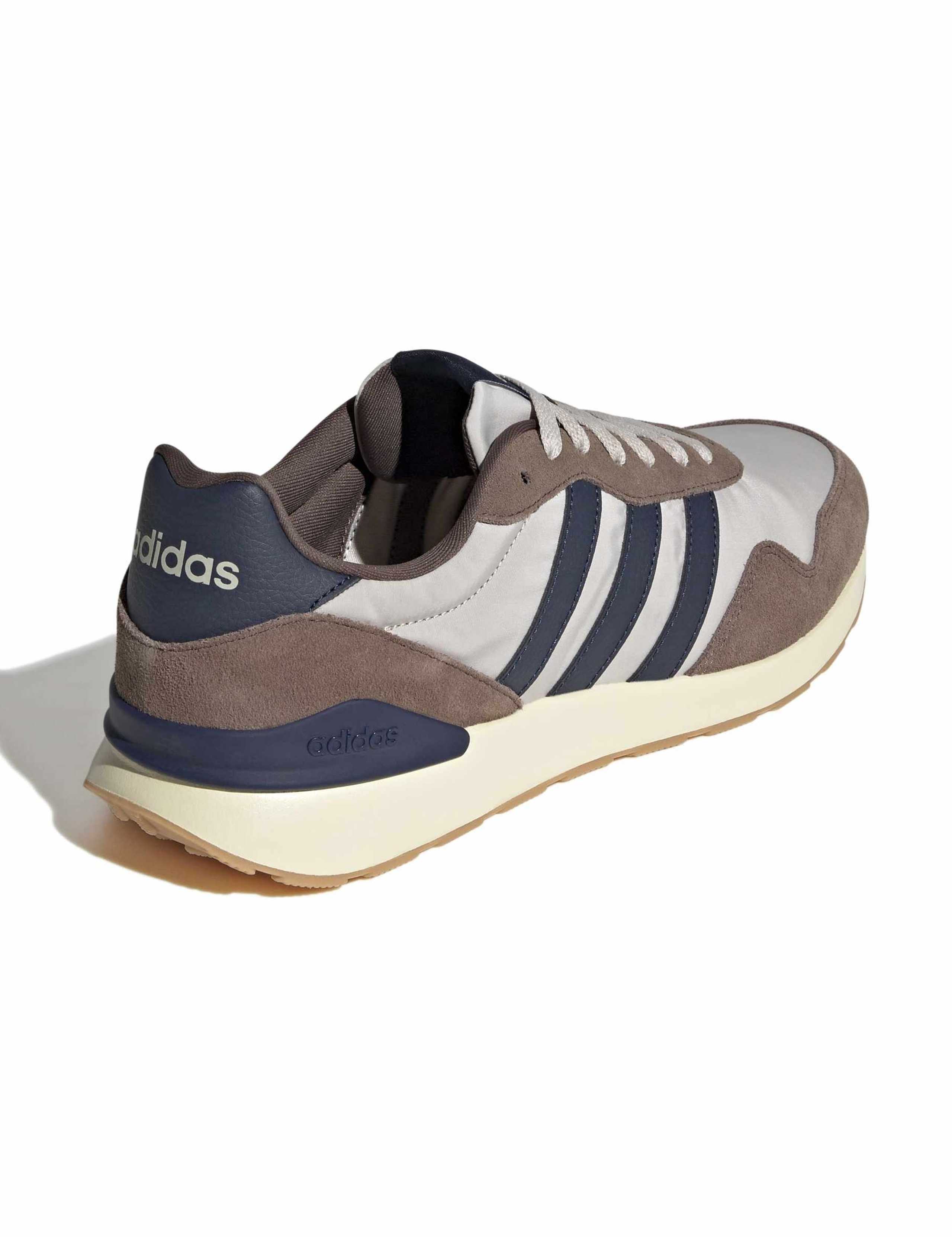 Run 60s 4.0 Shoes 6 of 10