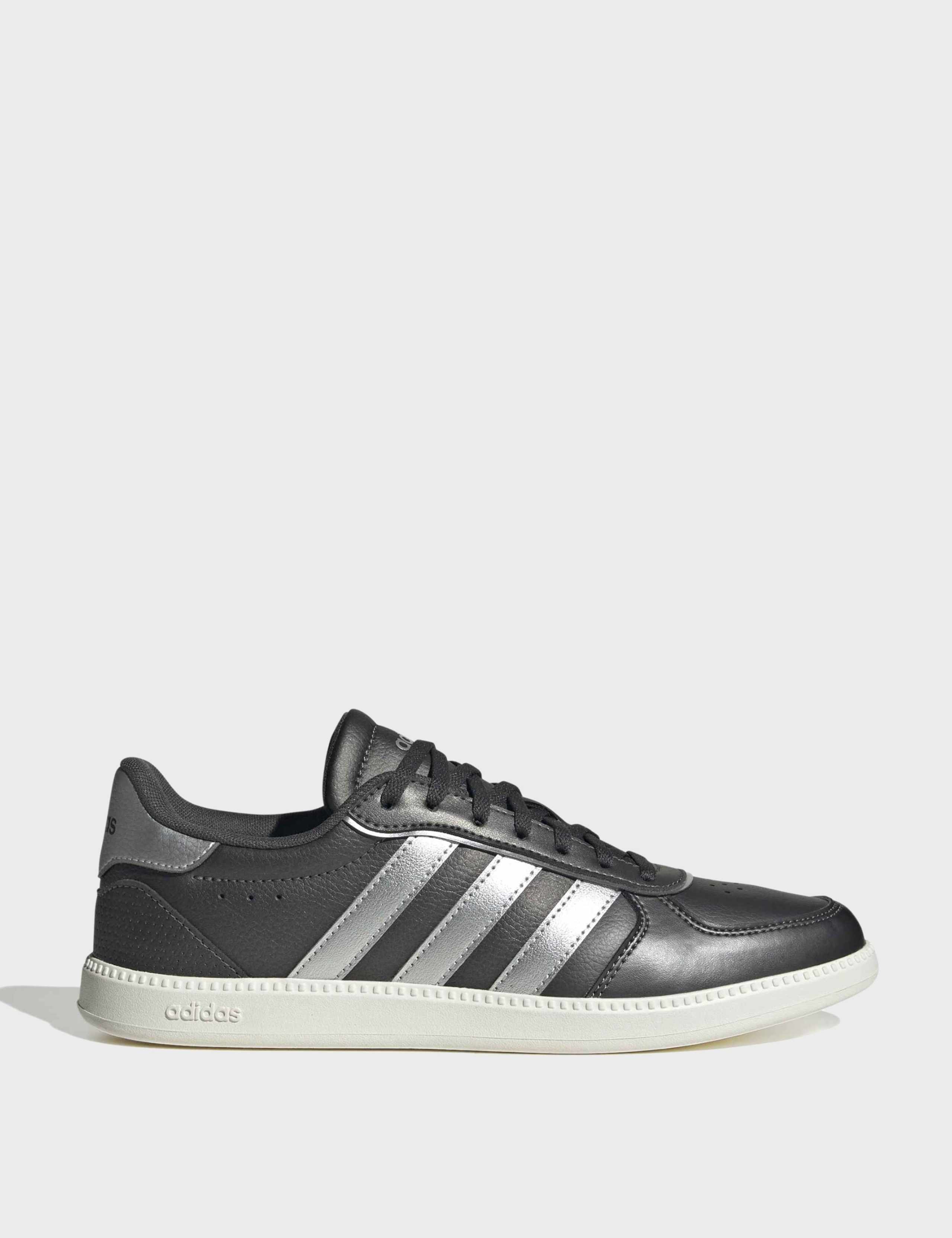 Breaknet Sleek Trainers 1 of 8