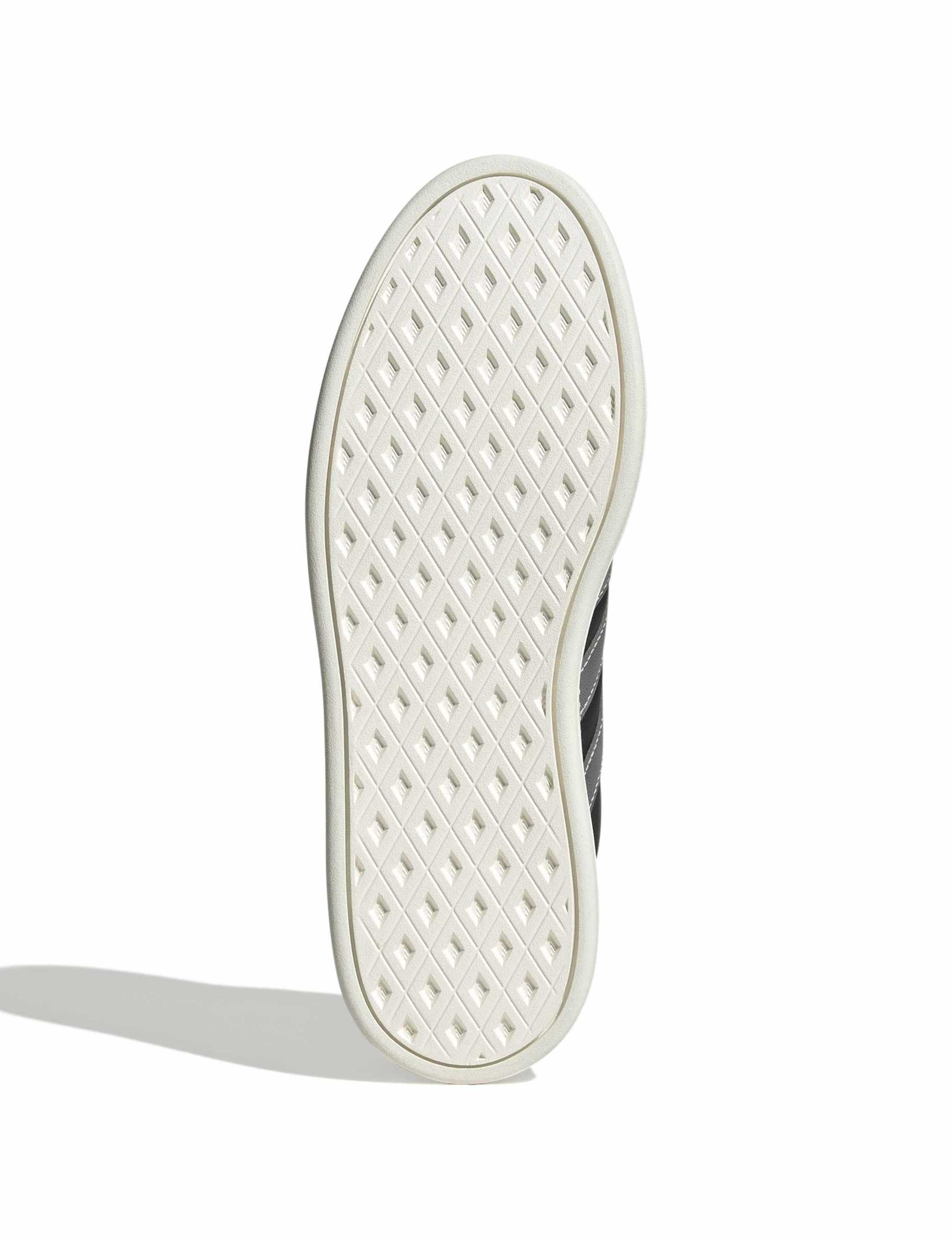 Breaknet Sleek Trainers 8 of 8