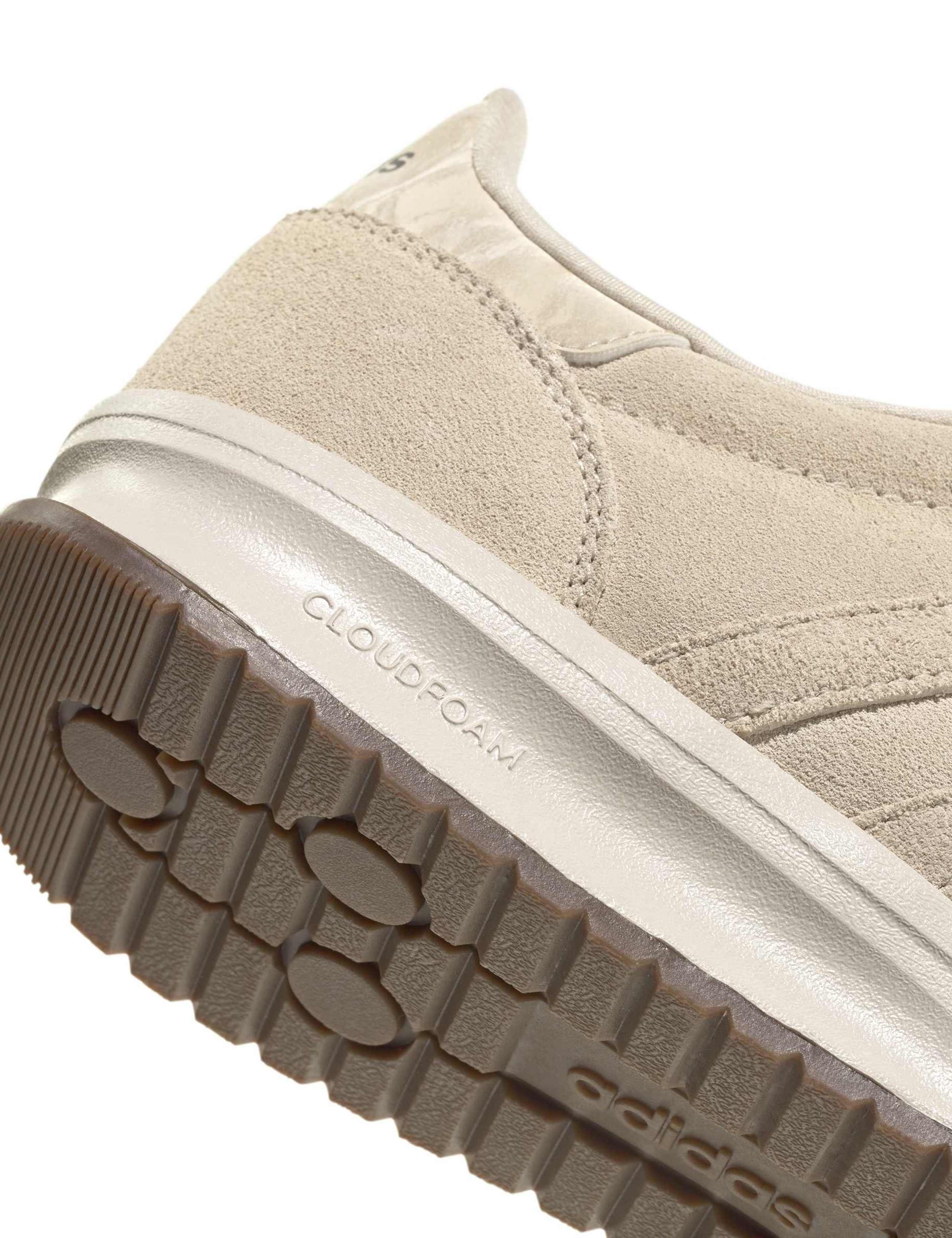 Run 70s 2.0 Suede Trainers 6 of 8
