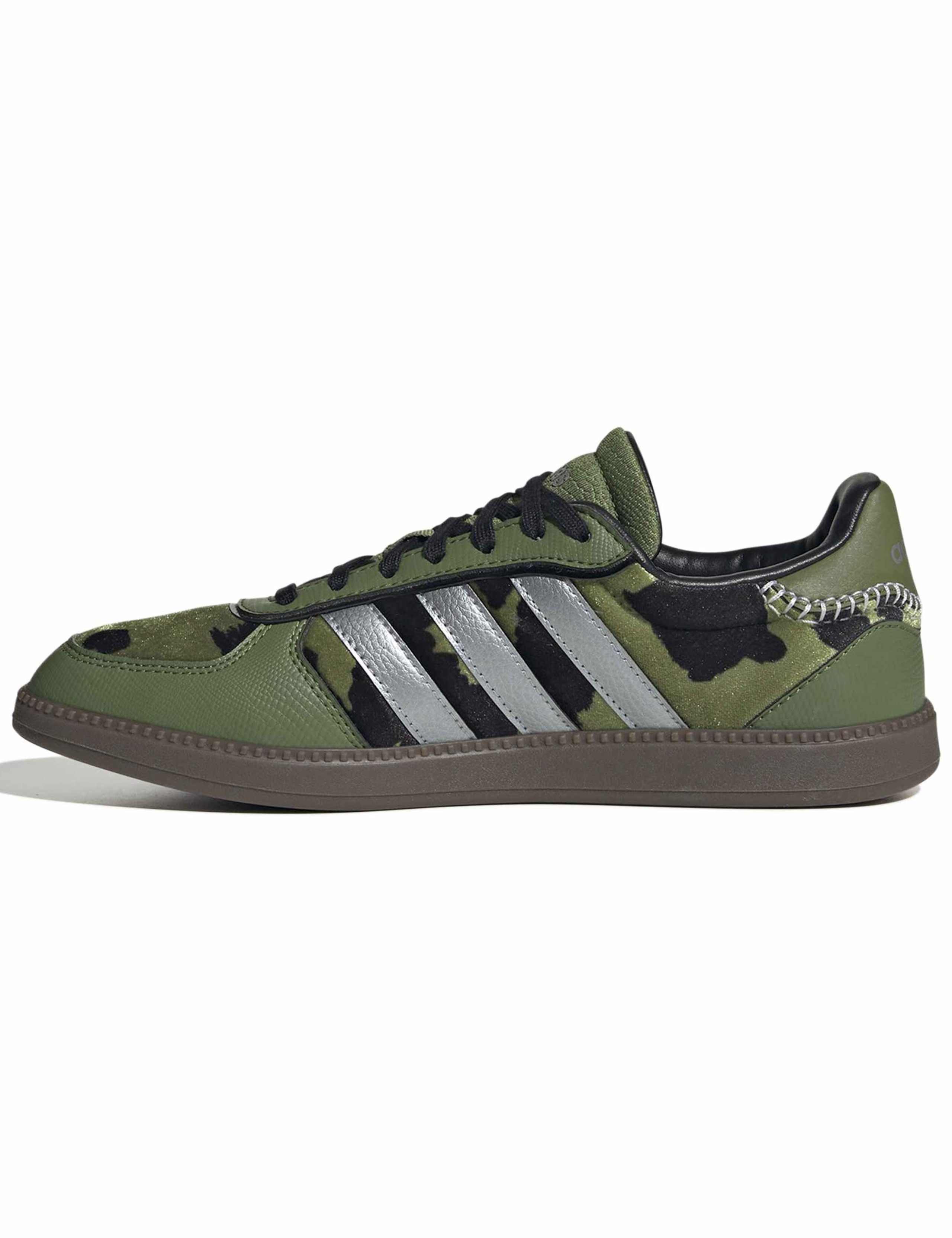 Breaknet Sleek Animal Print Trainers 2 of 8