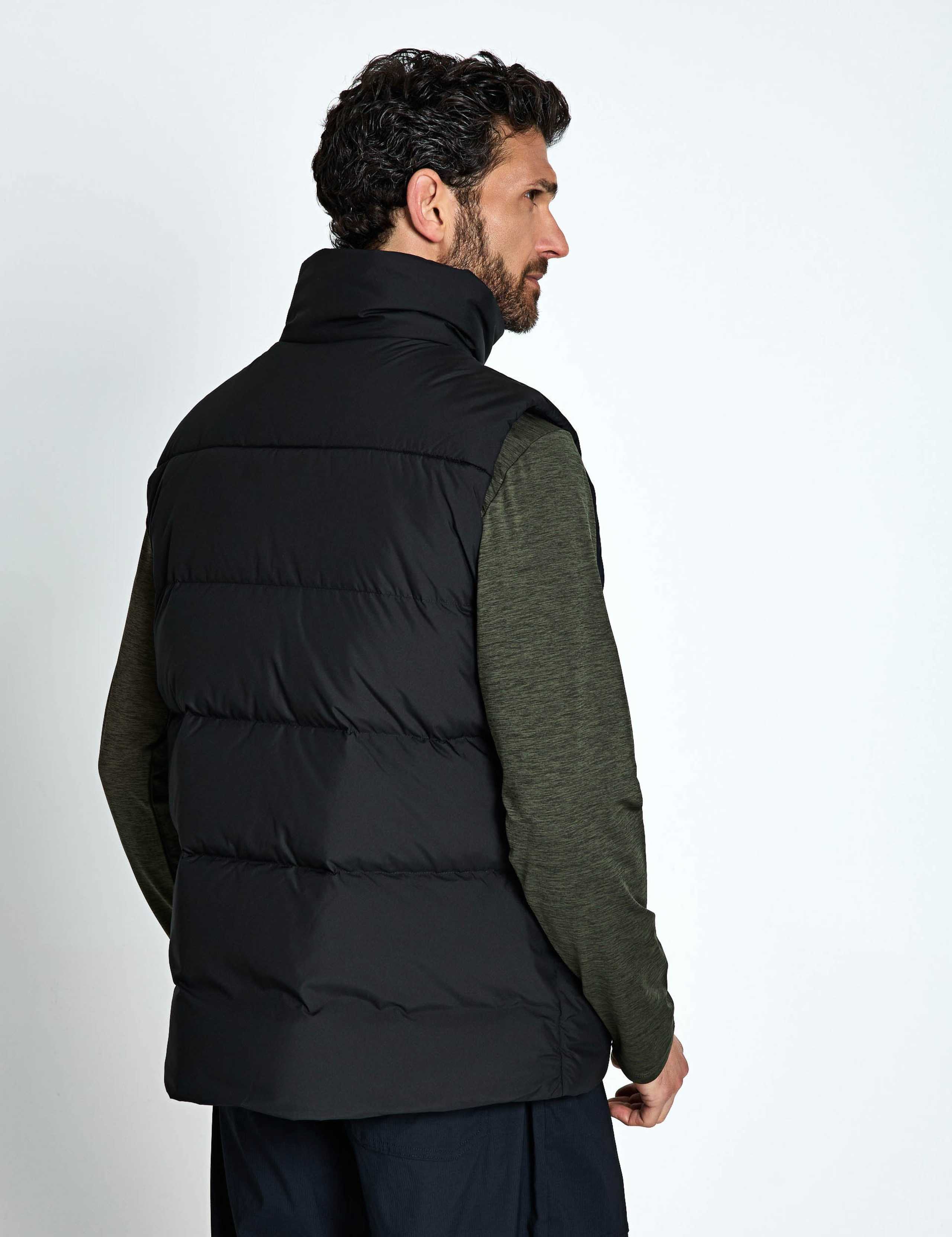 Colonius Funnel Neck Quilted Gilet 3 of 5
