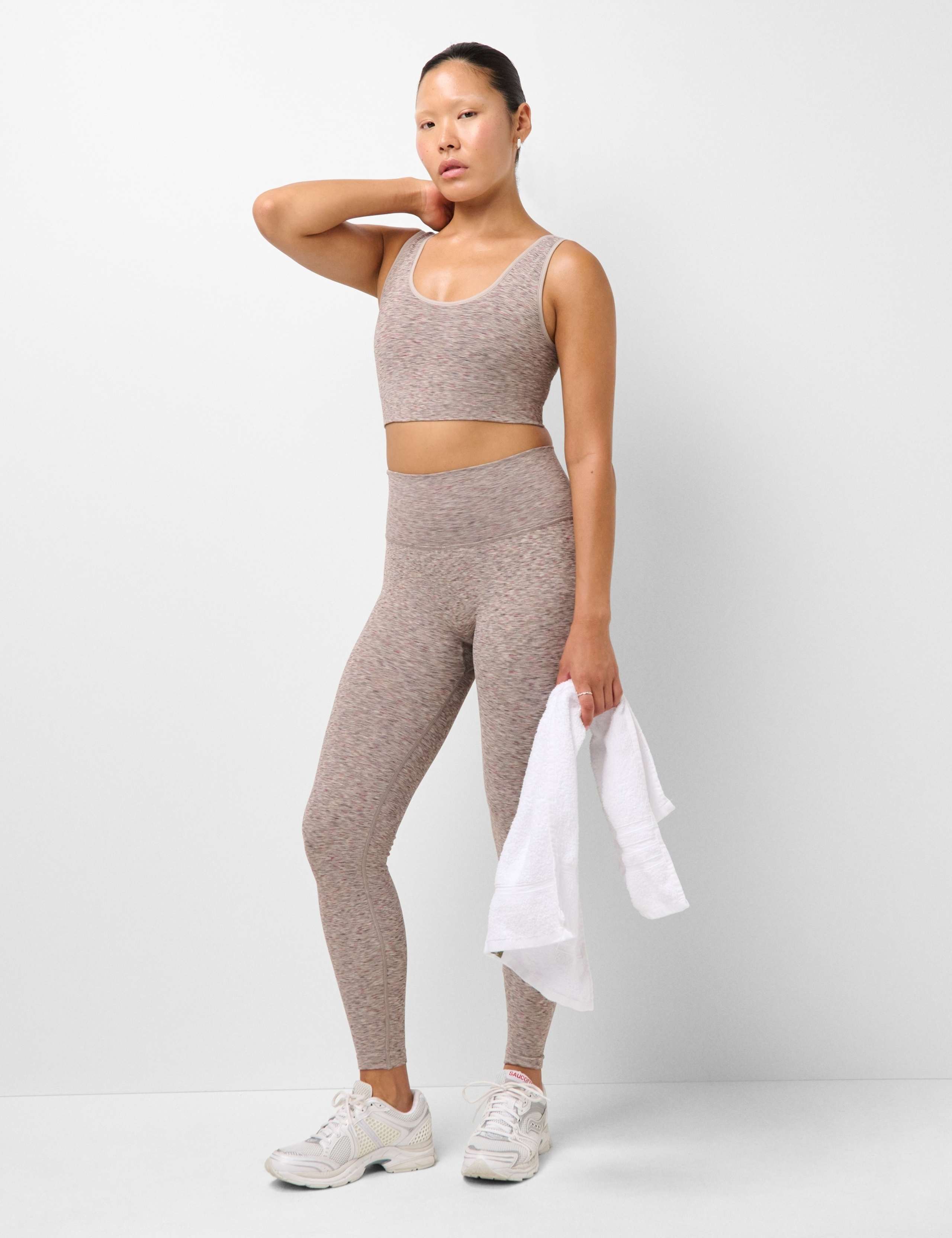 Stamina Seamless Non Wired Sports Bra 4 of 6