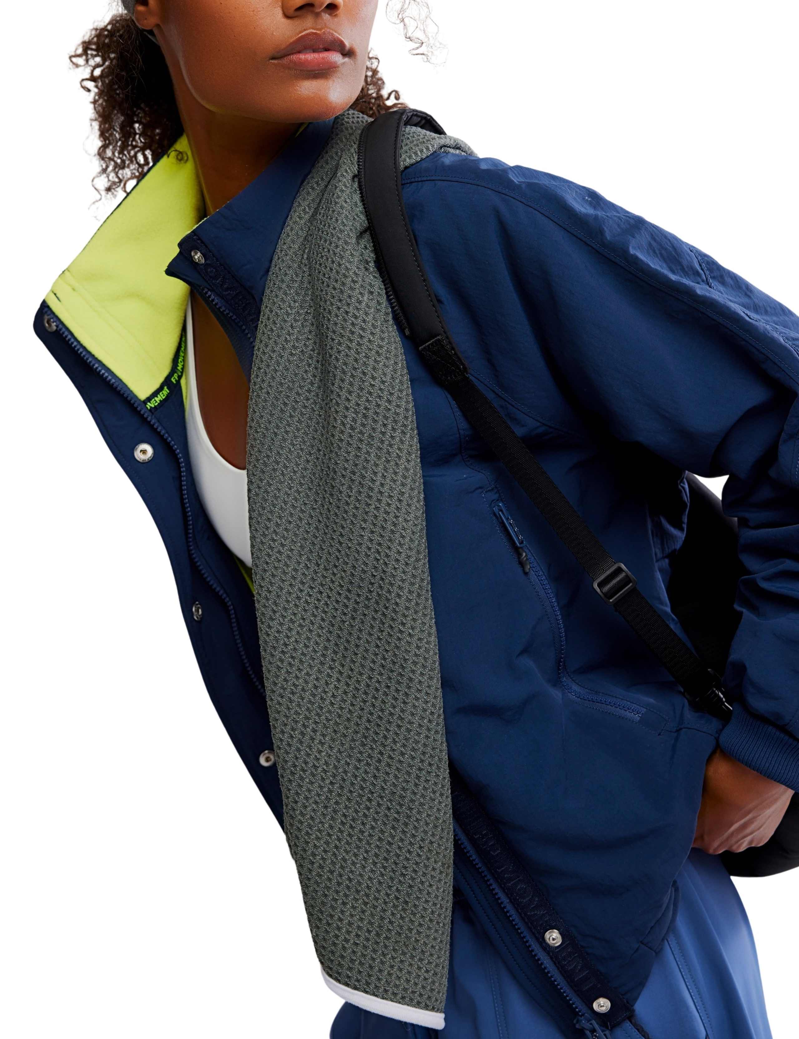 Lightweight Jacket 5 of 6