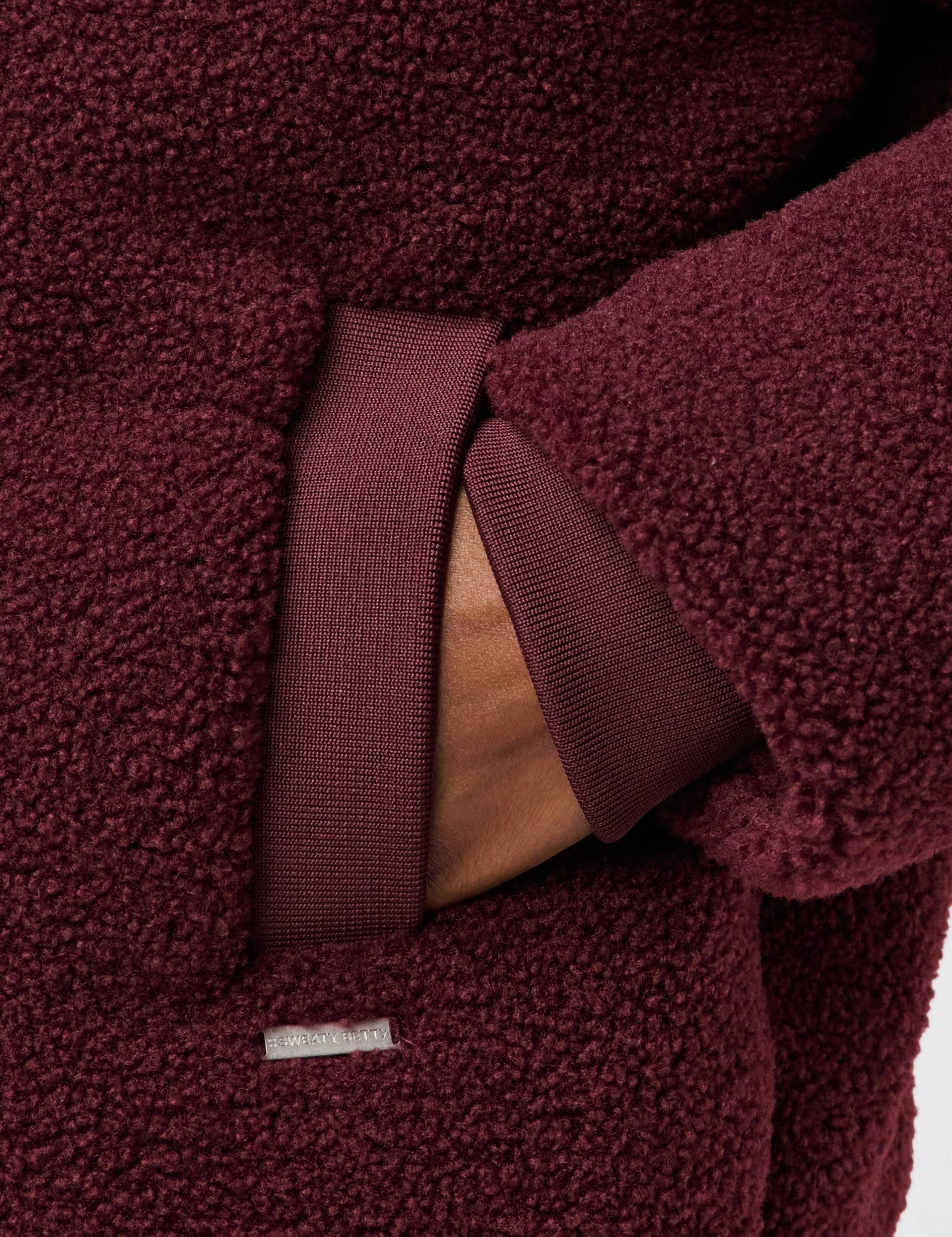 Nimbus Short Sherpa Puffer Jacket 6 of 7