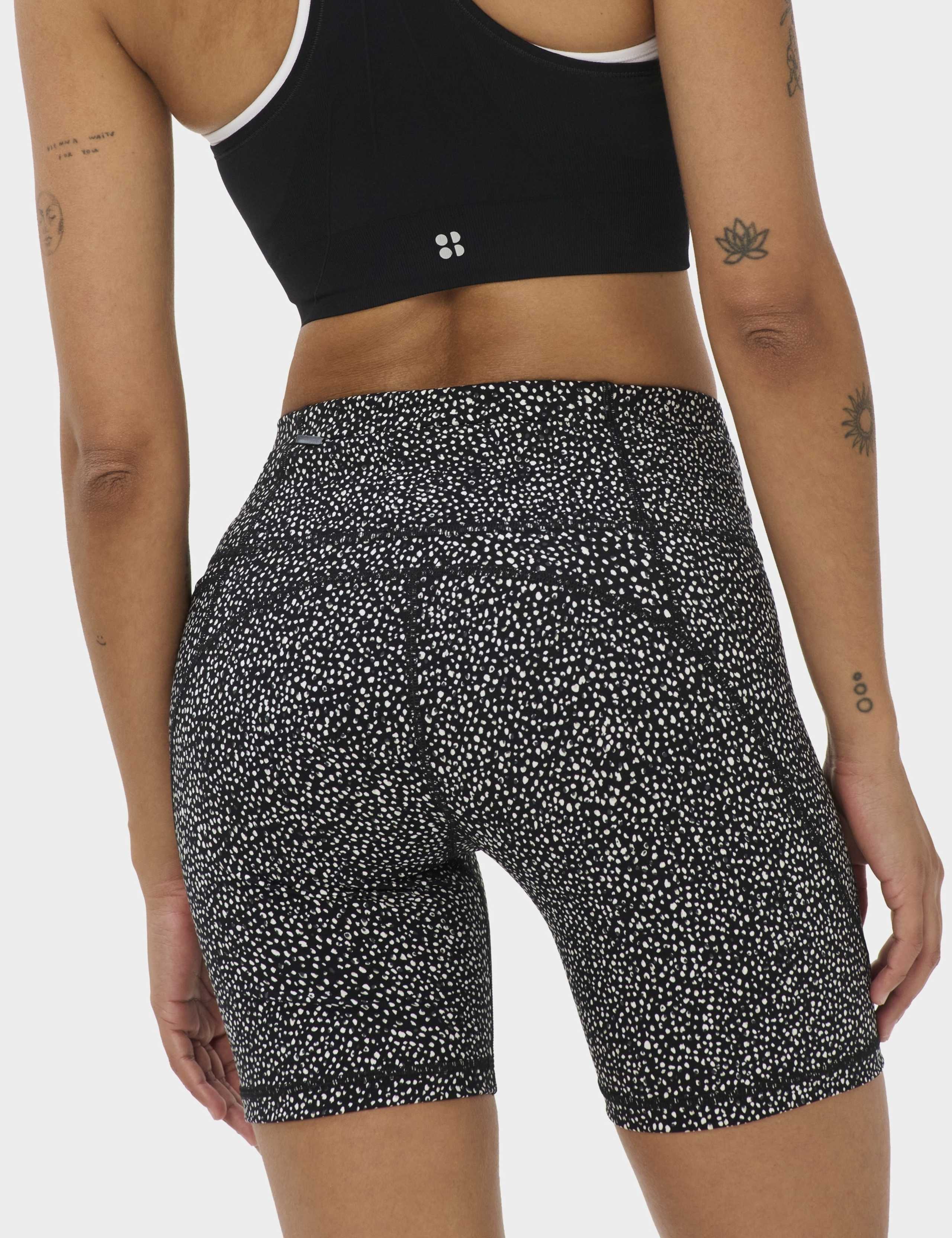 Power 6' Biker Shorts 5 of 9