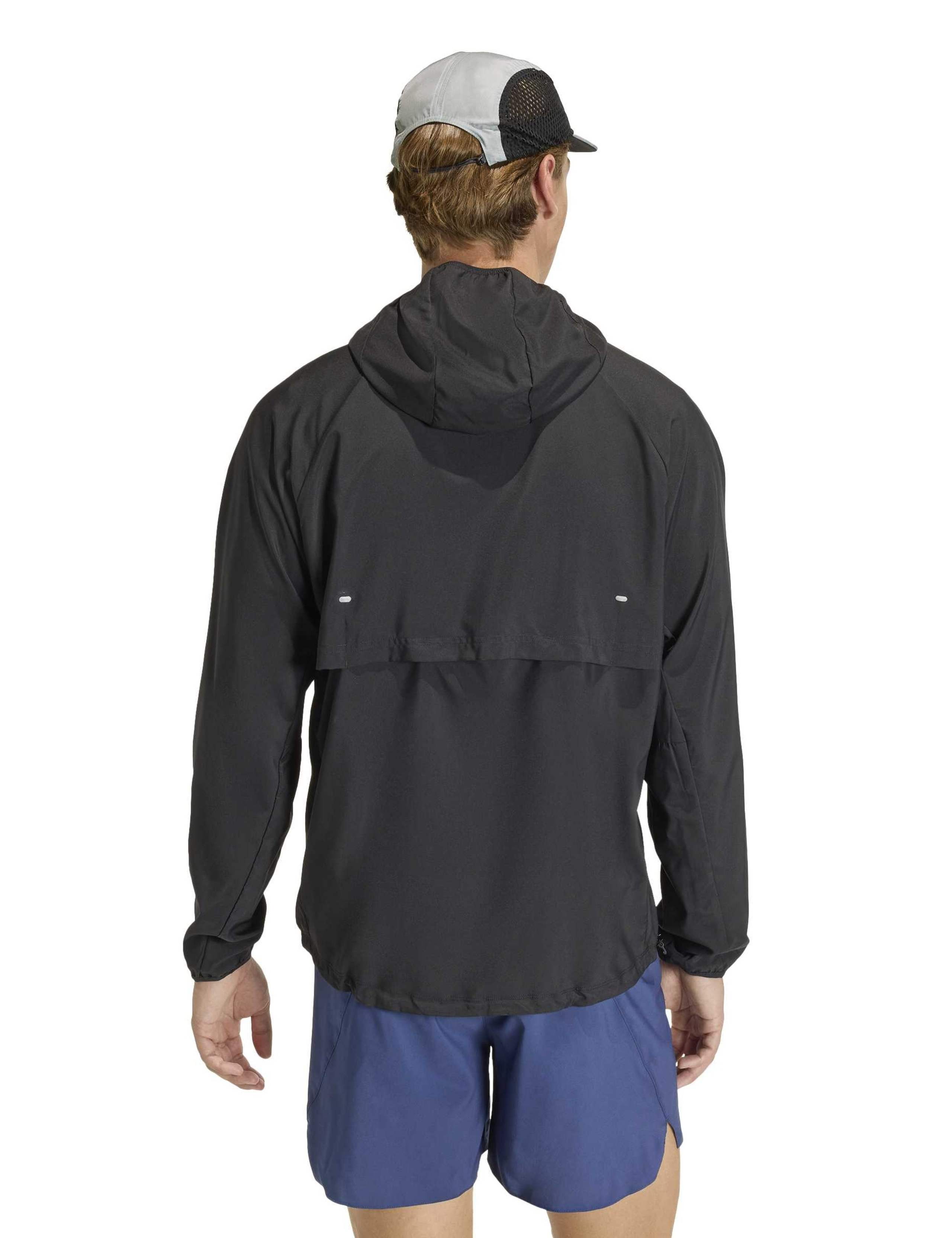 Lightweight Running Essentials Jacket 3 of 6