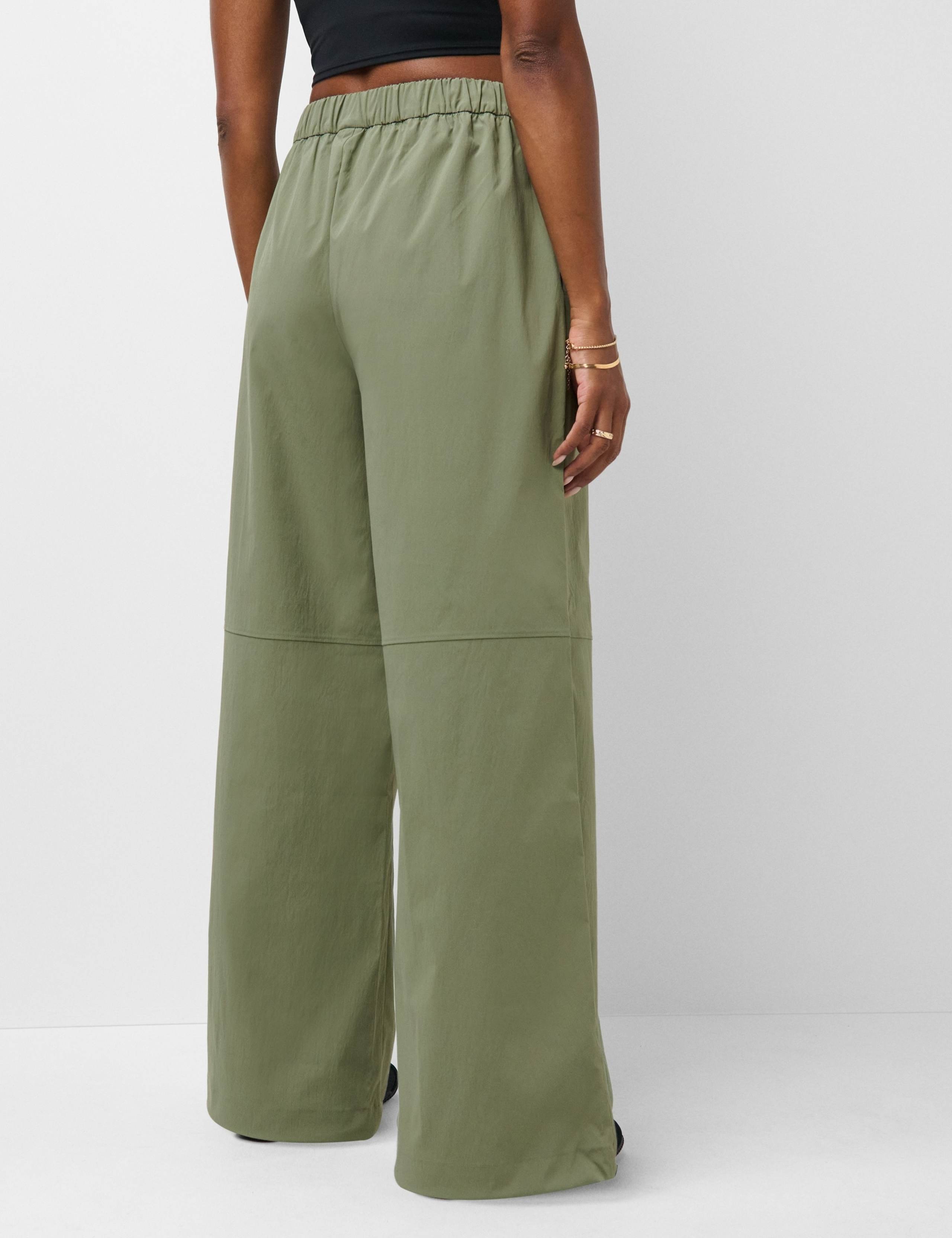 Explorer Cuffed Joggers 3 of 7